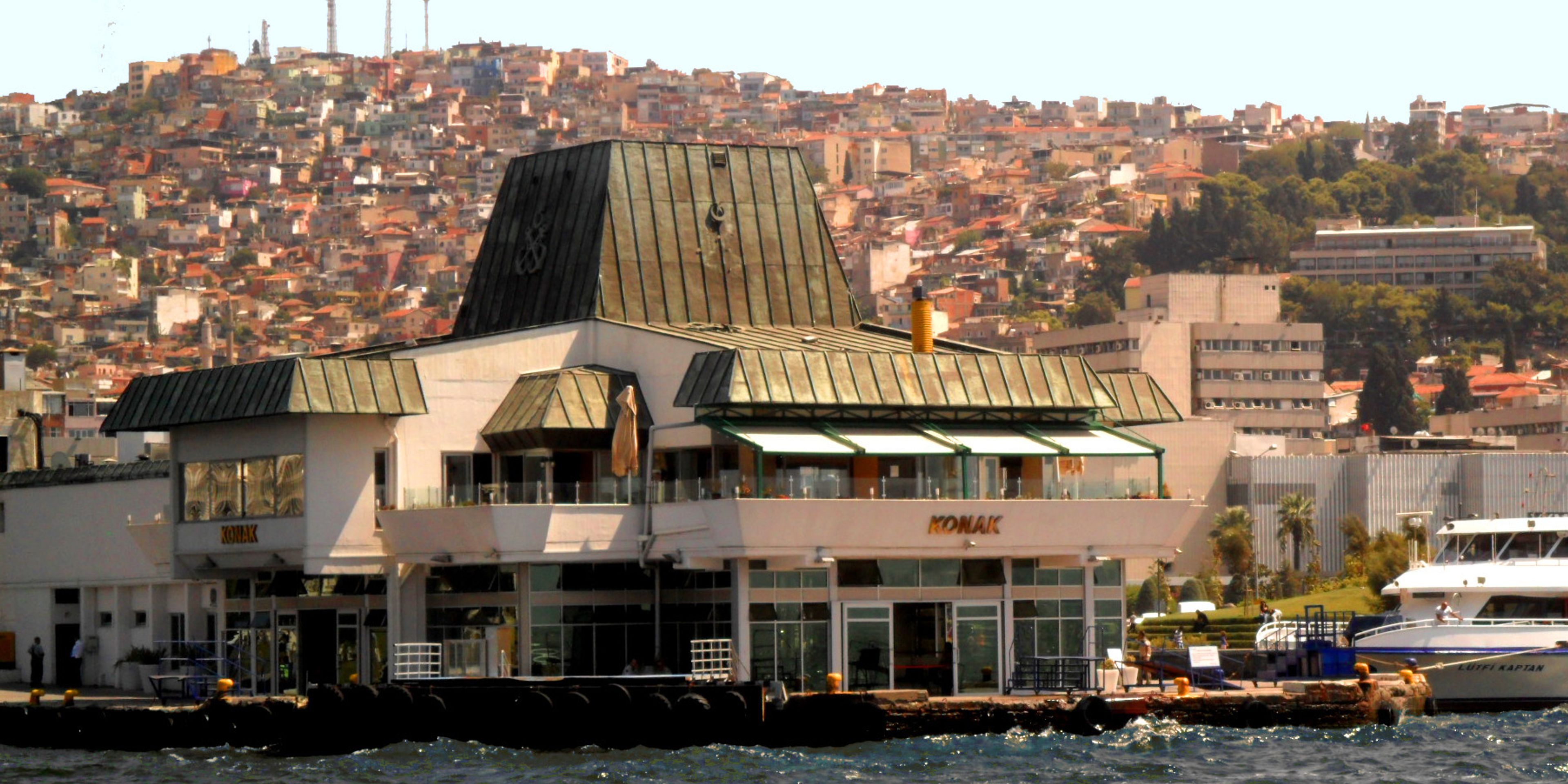 Hotels near Karsiyaka and the Ferry Across Izmir Bay