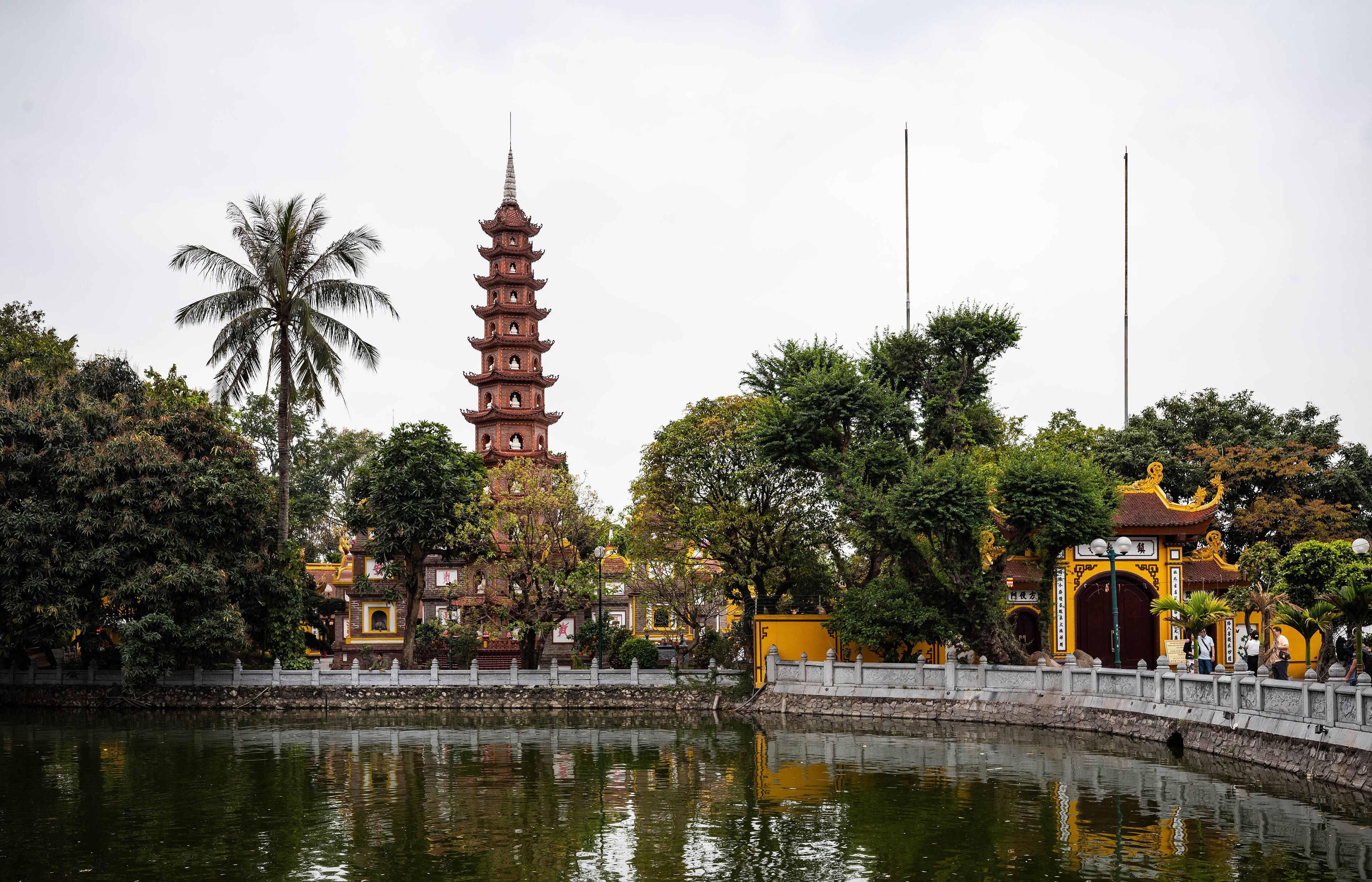 West Lake (Ho Tay) and Tran Quoc Pagoda