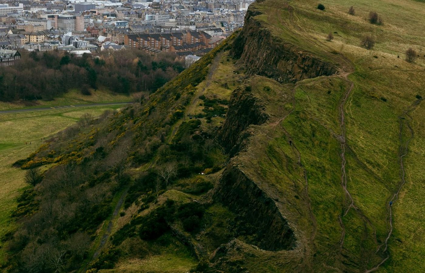 Arthur's Seat and Holyrood Park - The Autumn Climb Above the City
