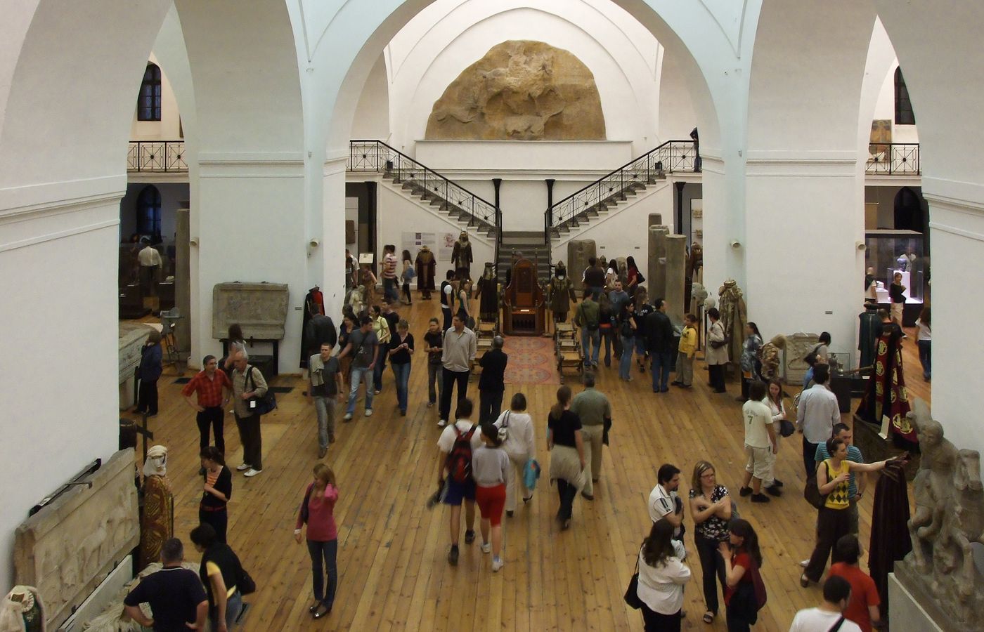 National Archaeological Museum - Thracian Gold and Ottoman-Era Ceramics