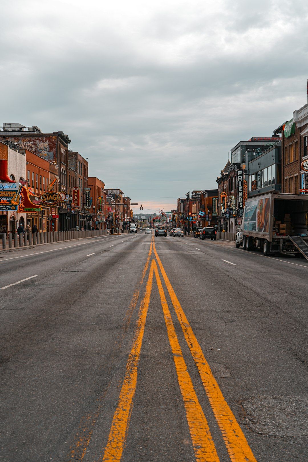 East Nashville - Independent Neighbourhood Across the River