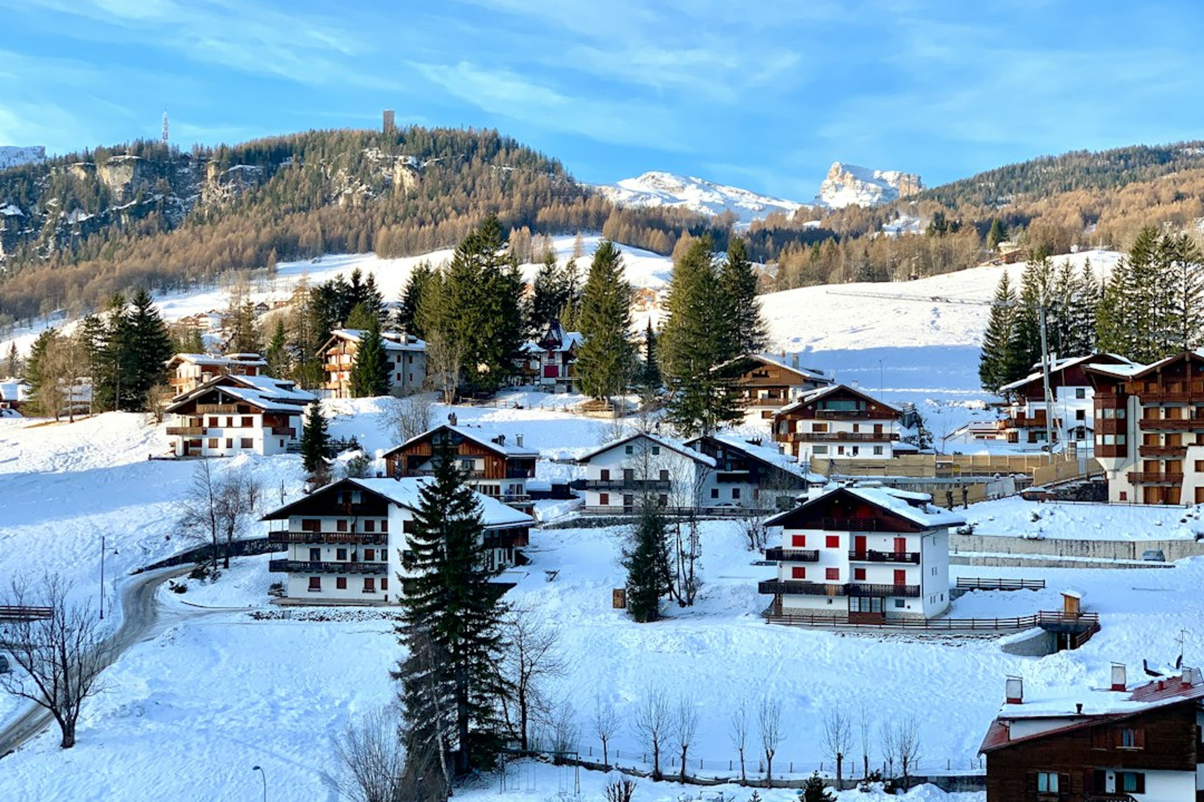 5 Best Hikes in the Dolomites Near Cortina d'Ampezzo