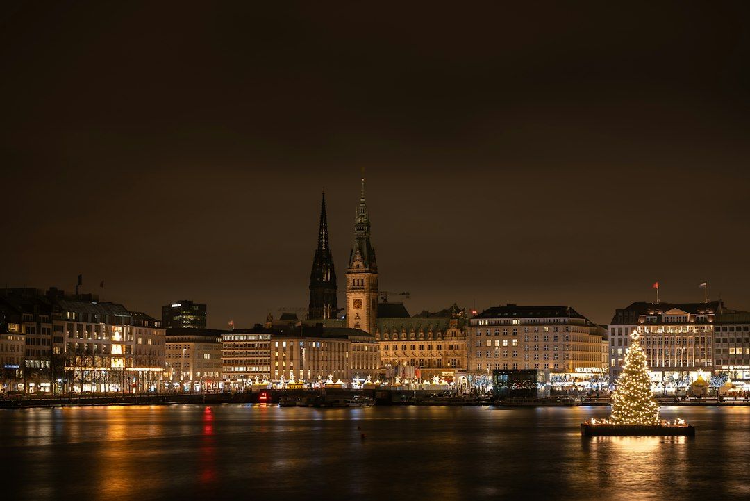Winter Boat Trip on the Alster - Mulled Wine on the Water