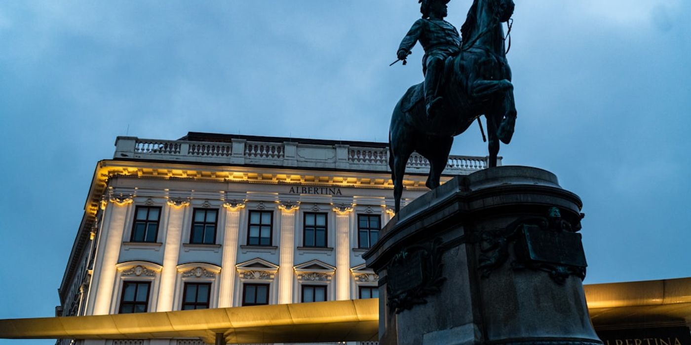Hotels near Albertina Museum