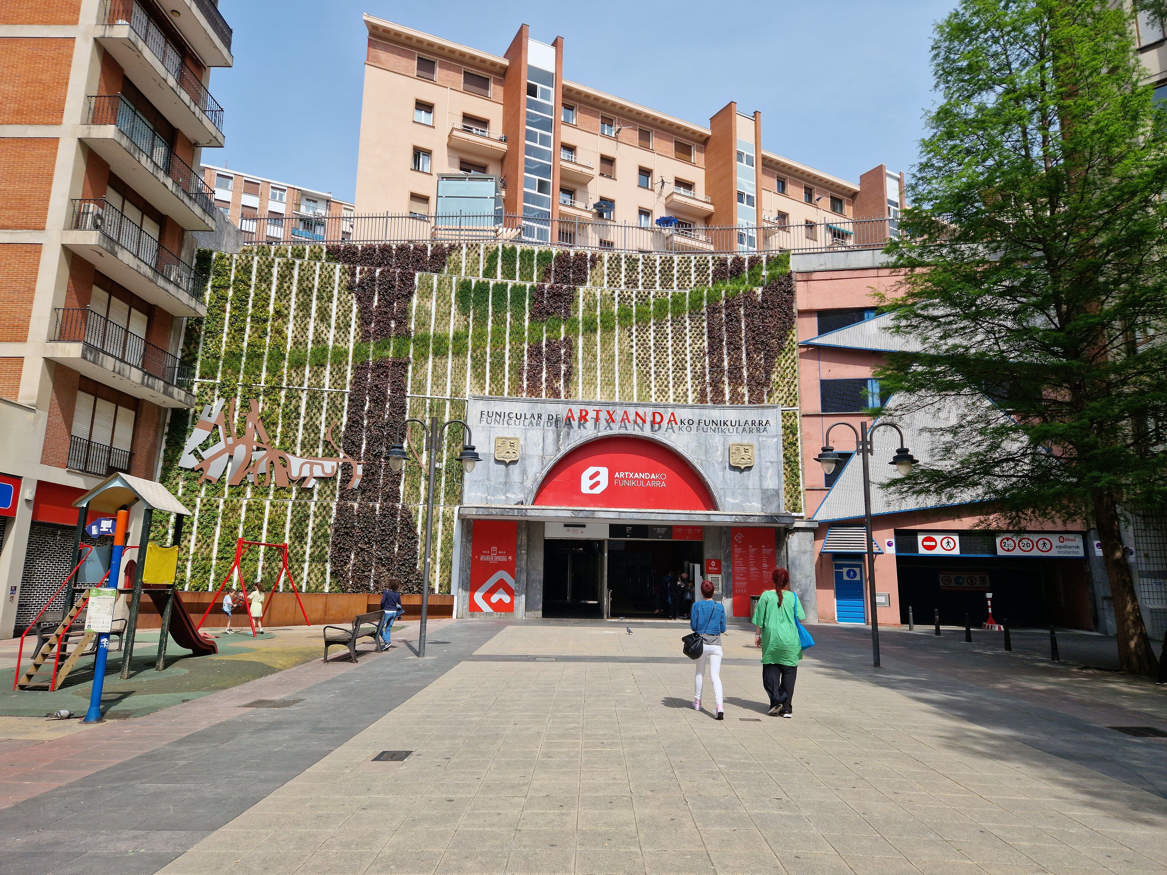Artxanda Funicular - Three Minutes to the Best View in Bilbao