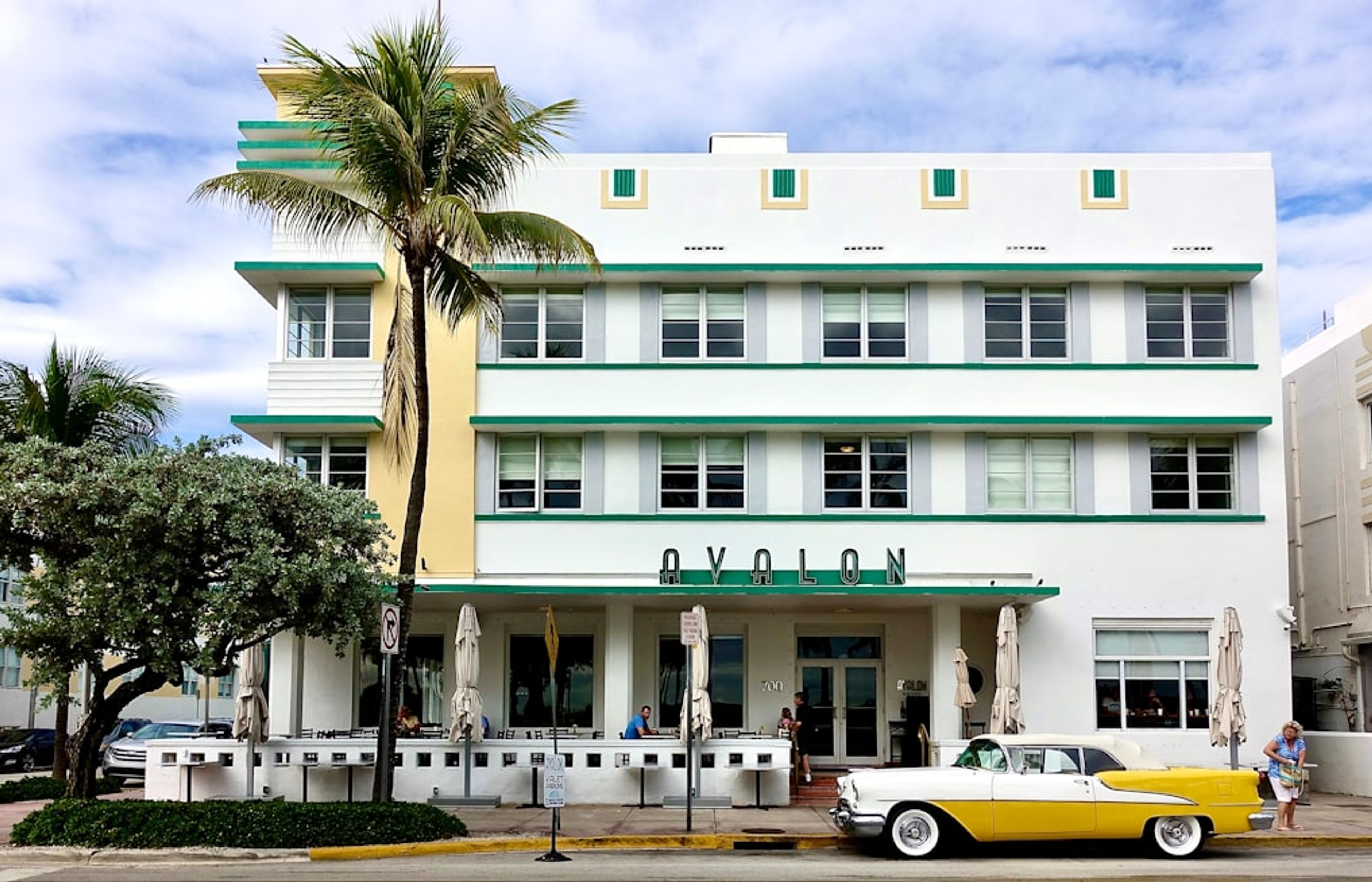 Ocean Drive and the Art Deco Historic District - Pastel Glamour by the Sea