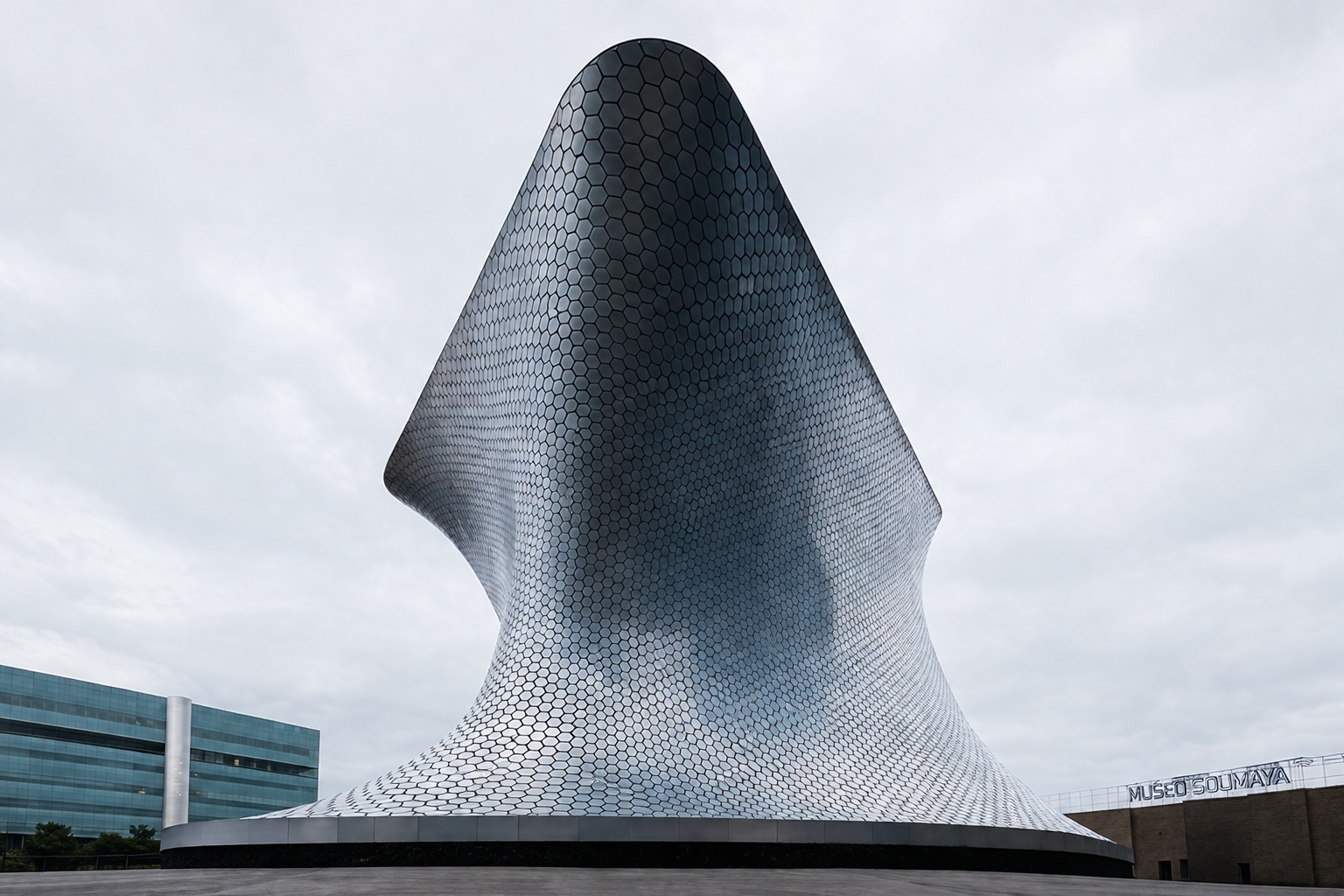 Museo Soumaya - Carlos Slim's Free Art Collection in Polanco