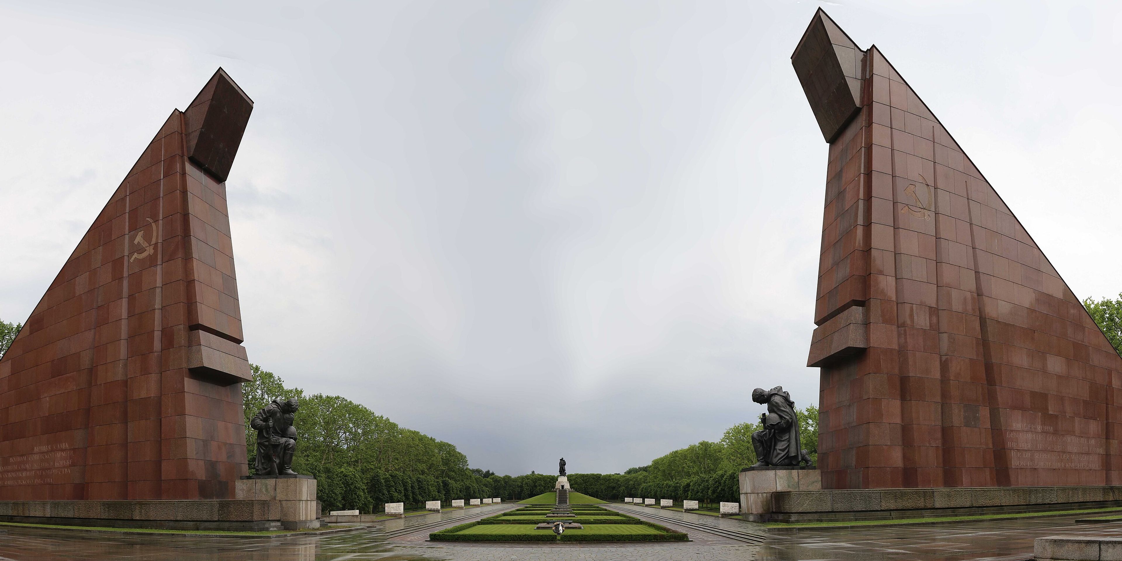 Hotels near Treptower Park