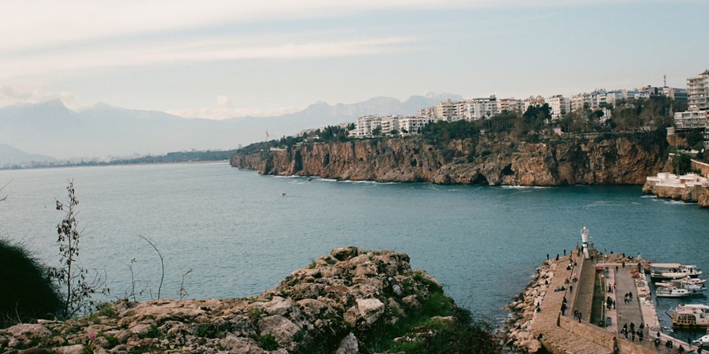 Hotels near Karaalioglu Park