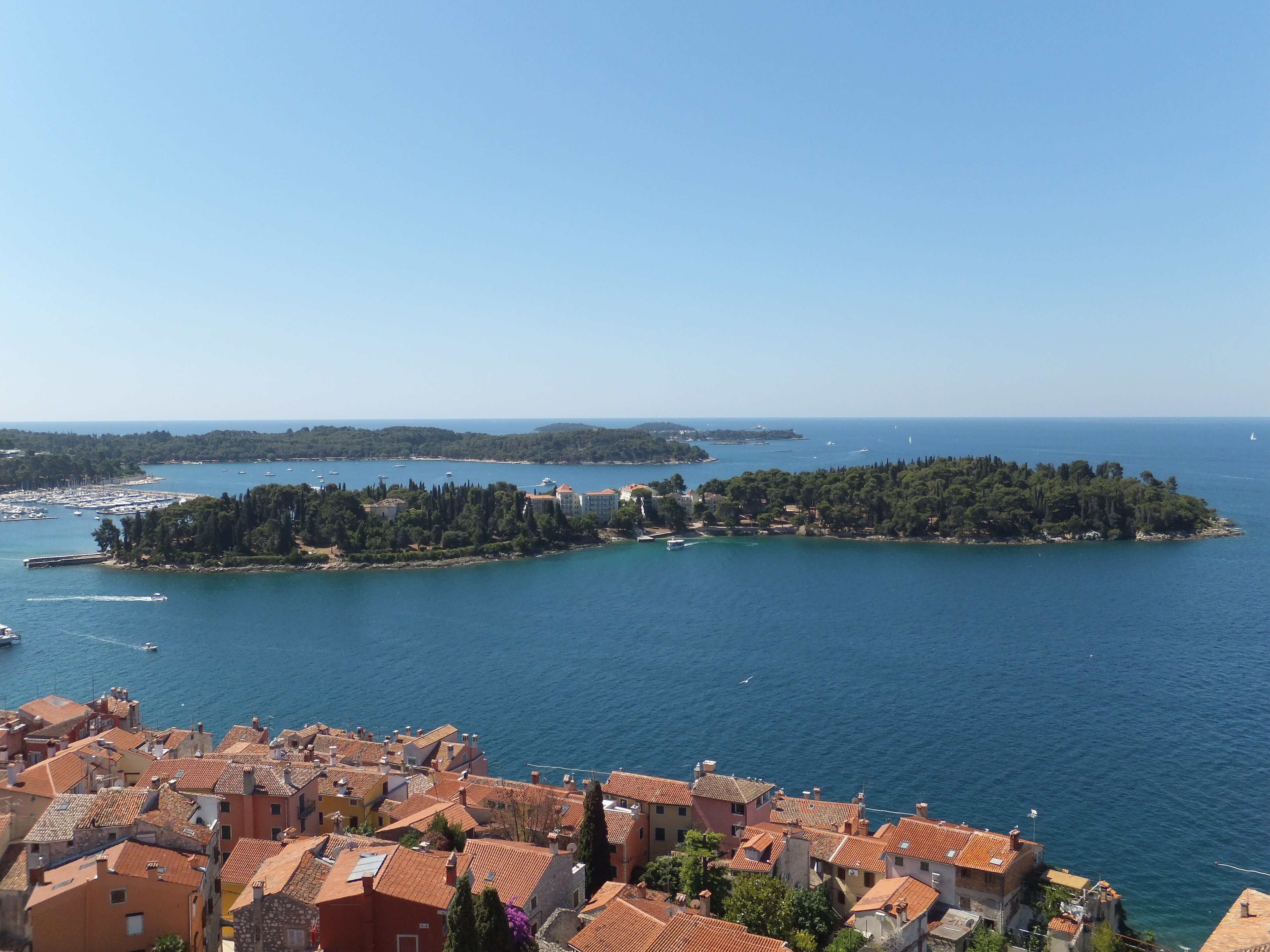 Crveni Otok & Sveta Katarina - The Offshore Islands