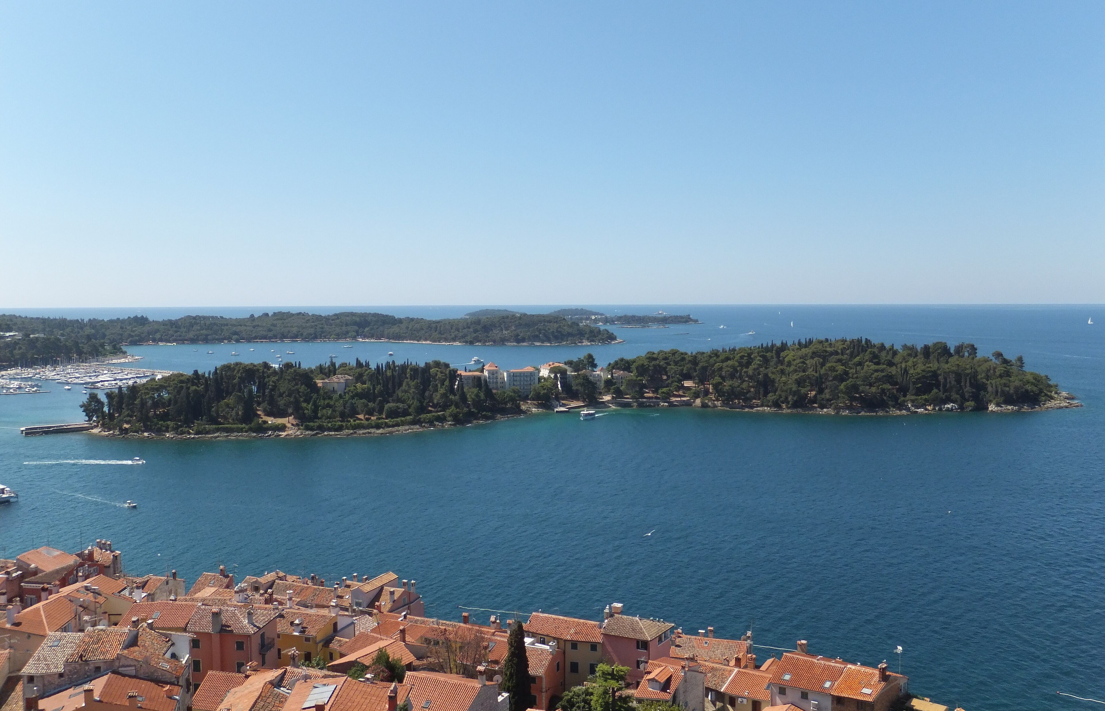 Crveni Otok & Sveta Katarina - The Offshore Islands