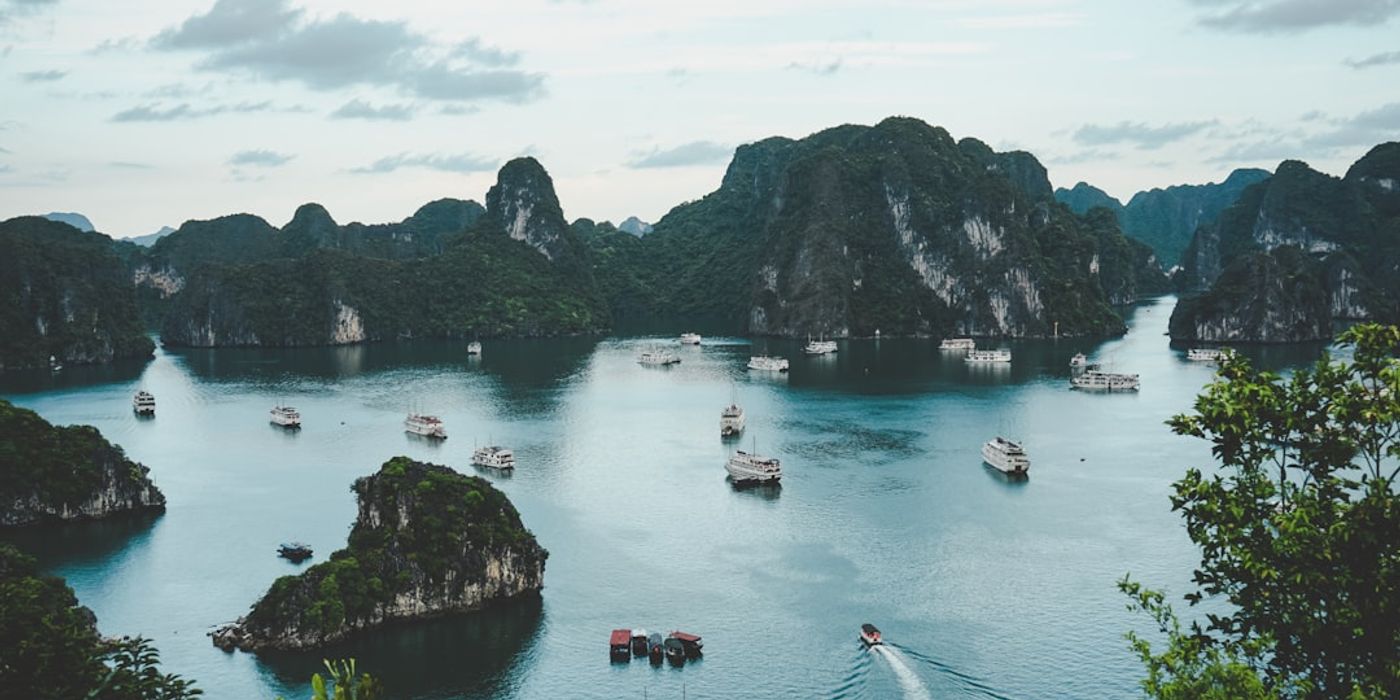 Vietnam Travel Guides
