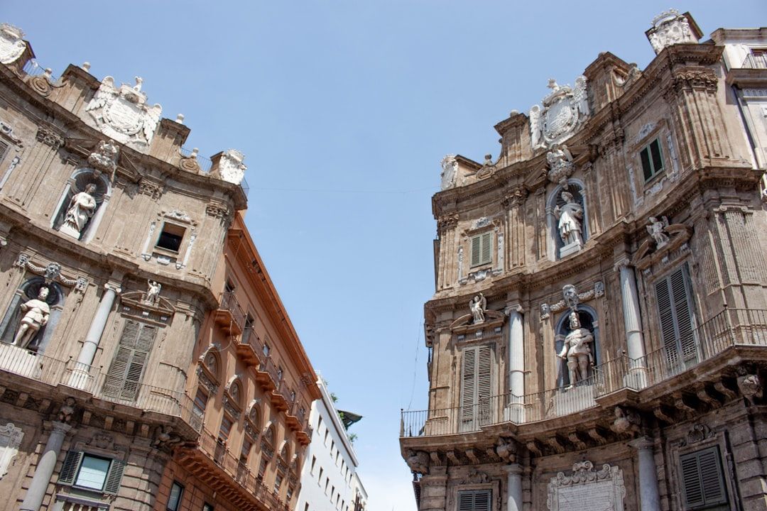 Quattro Canti & Piazza Pretoria - The Baroque Crossroads