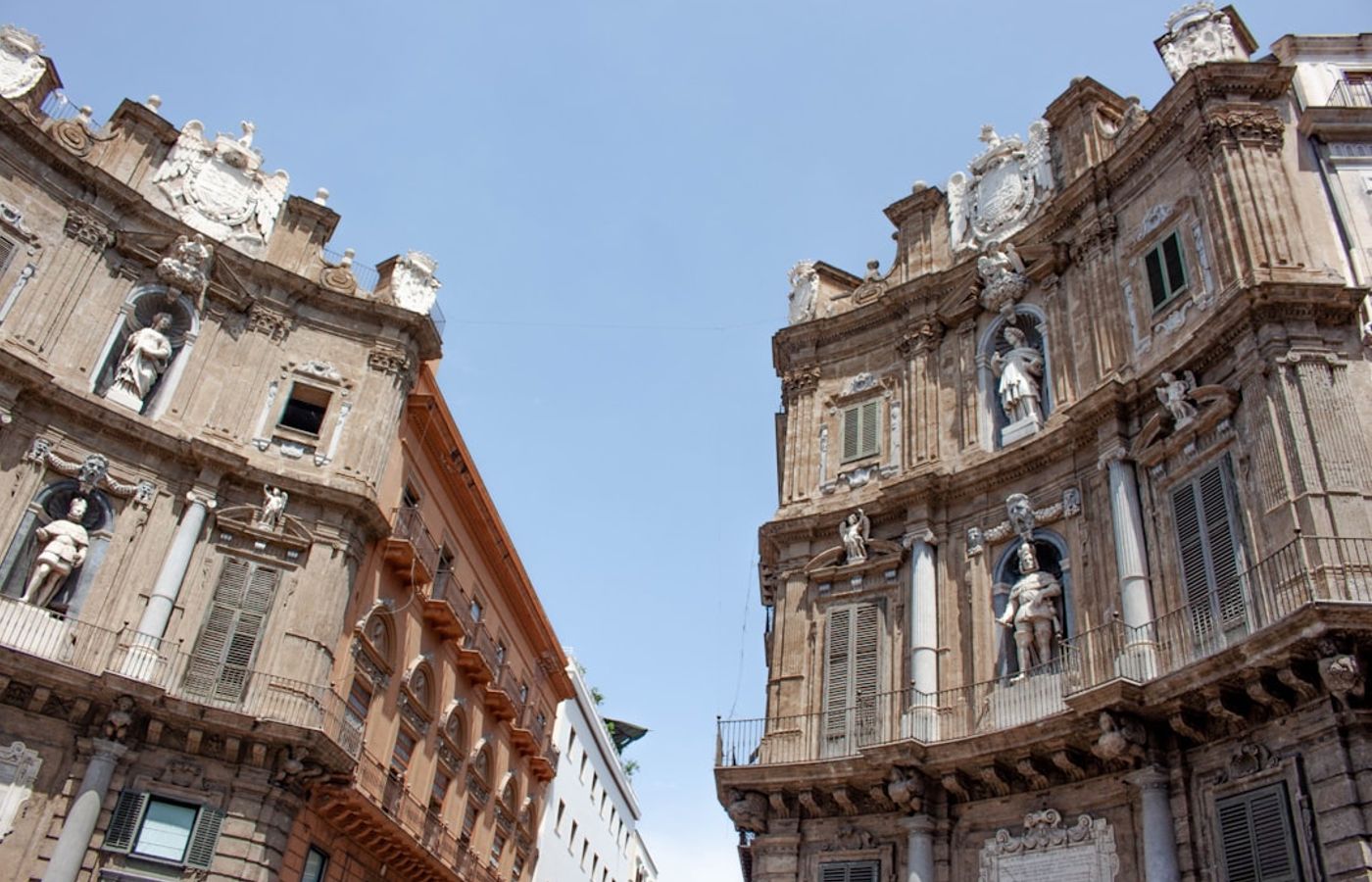 Quattro Canti & Piazza Pretoria - The Baroque Crossroads