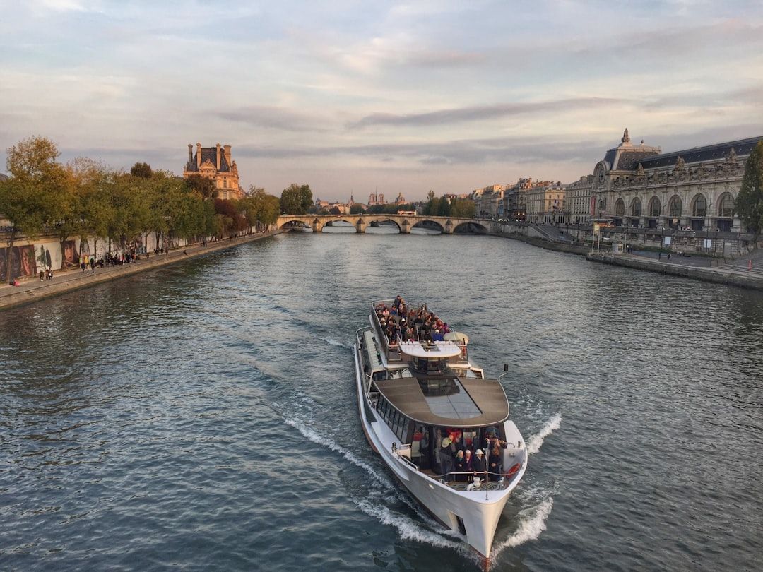 Hotels near Seine River Cruise