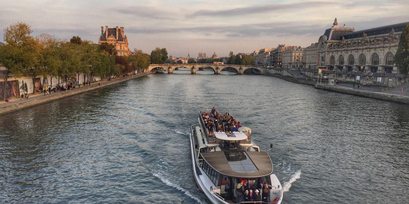 Hotels near Seine River Cruise