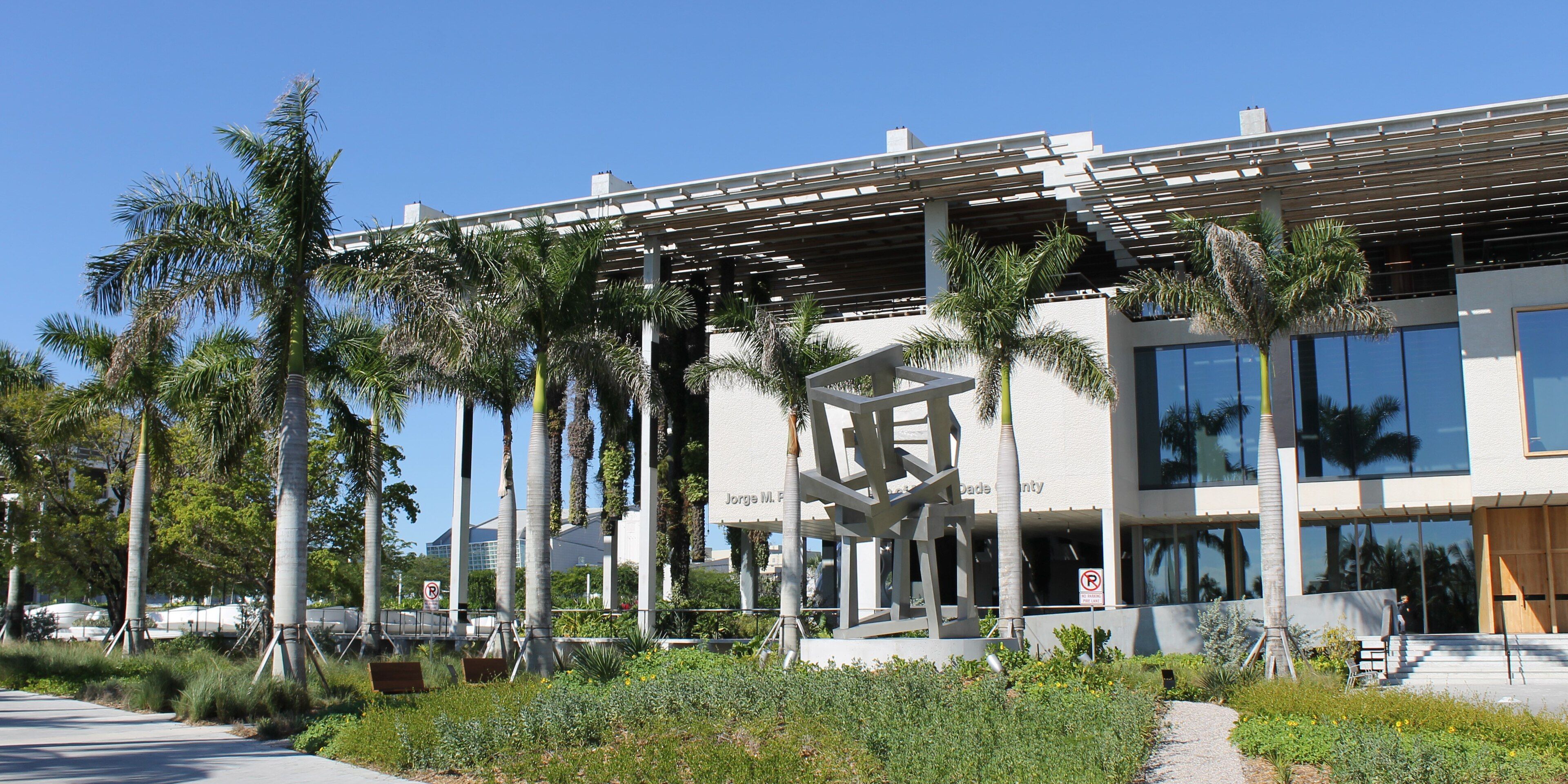 Hotels near Perez Art Museum Miami