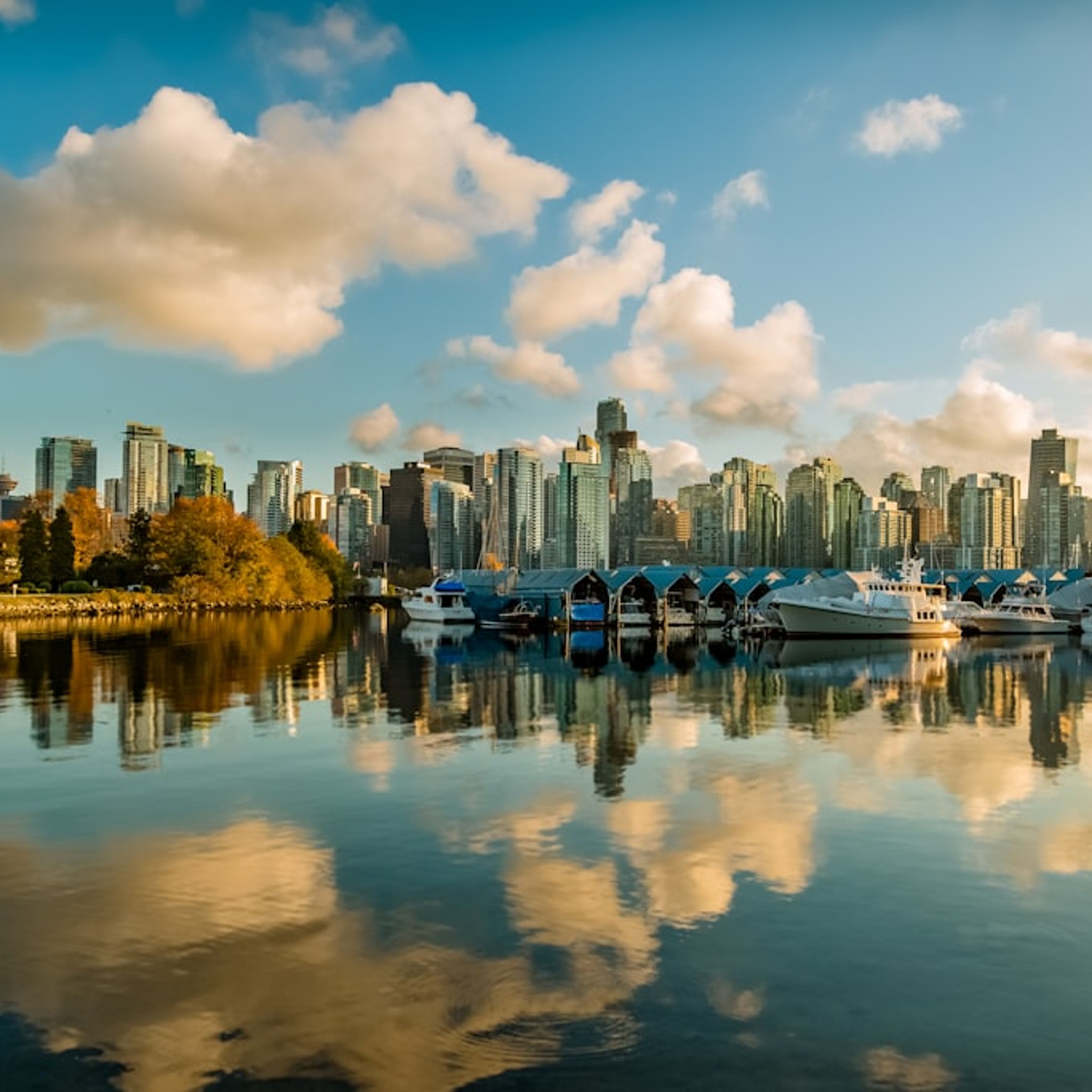 12 Top Places to Visit in Vancouver, Canada