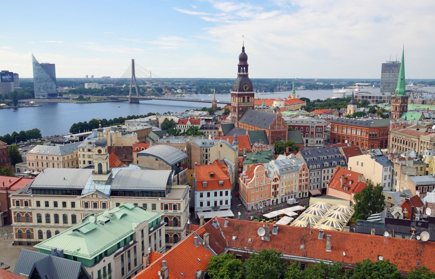 Riga Old Town (Vecriga) and Dome Square - The UNESCO Medieval Heart