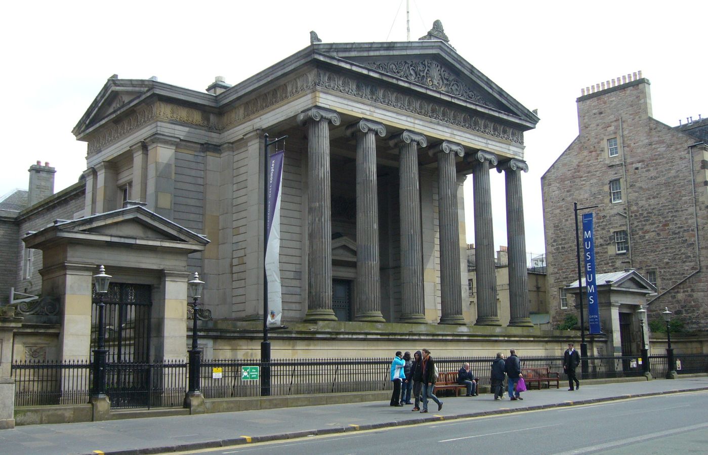 Surgeons' Hall Museums - Burke's Death Mask, and No Timed Ticket Needed