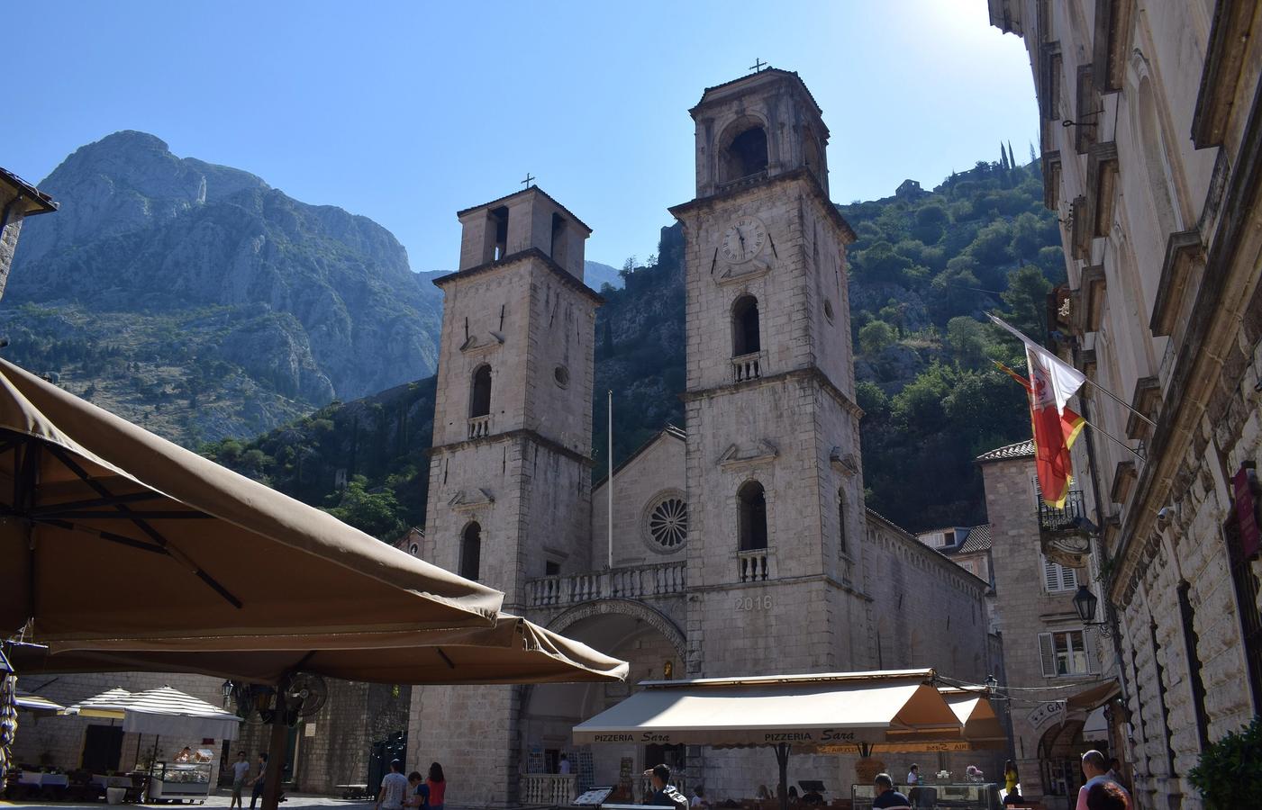 Cathedral of Saint Tryphon - Kotor's 12th-Century Romanesque Landmark