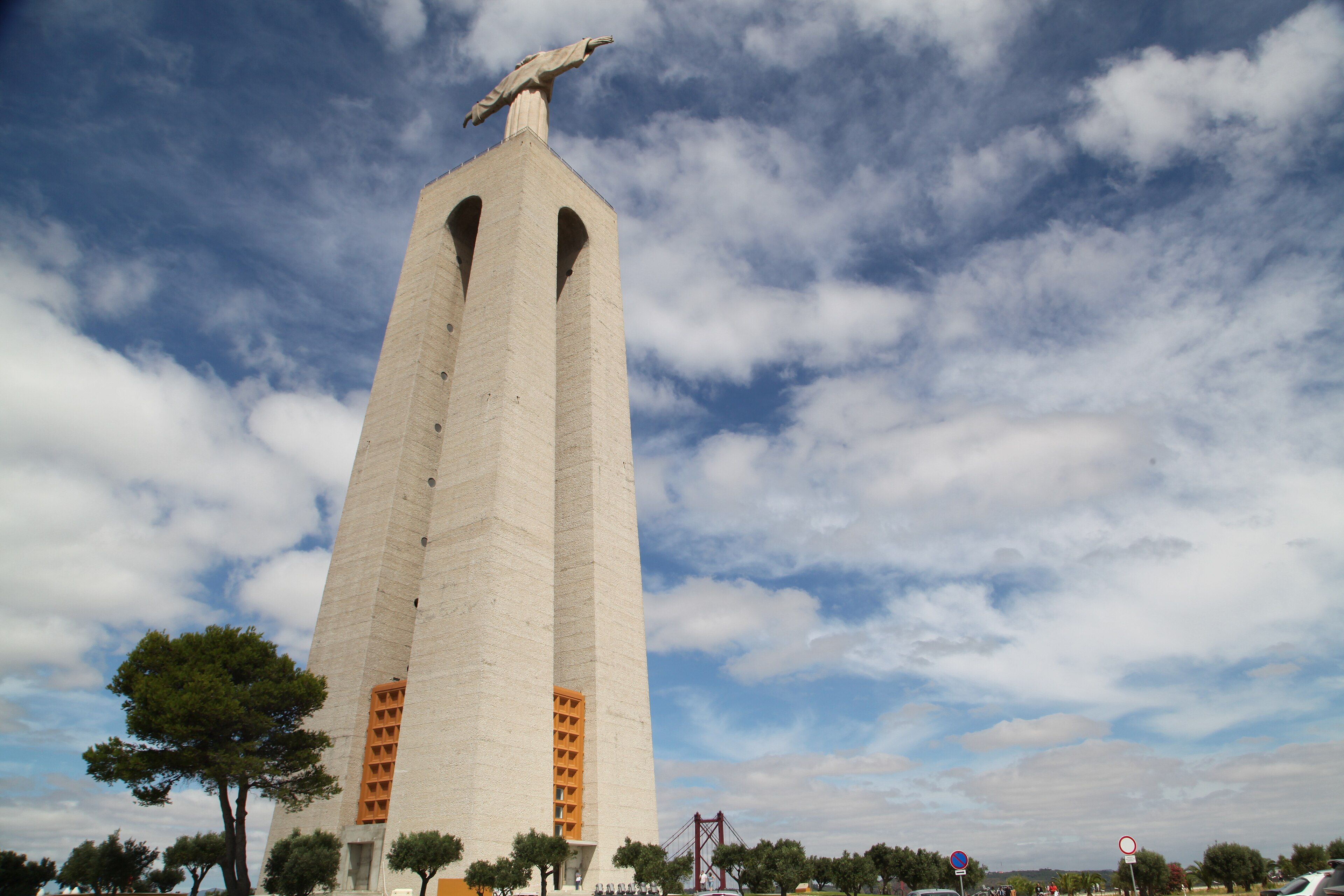 Santuário Nacional de Cristo Rei - The Ferry Is the Point and the Terrace Is the Bonus
