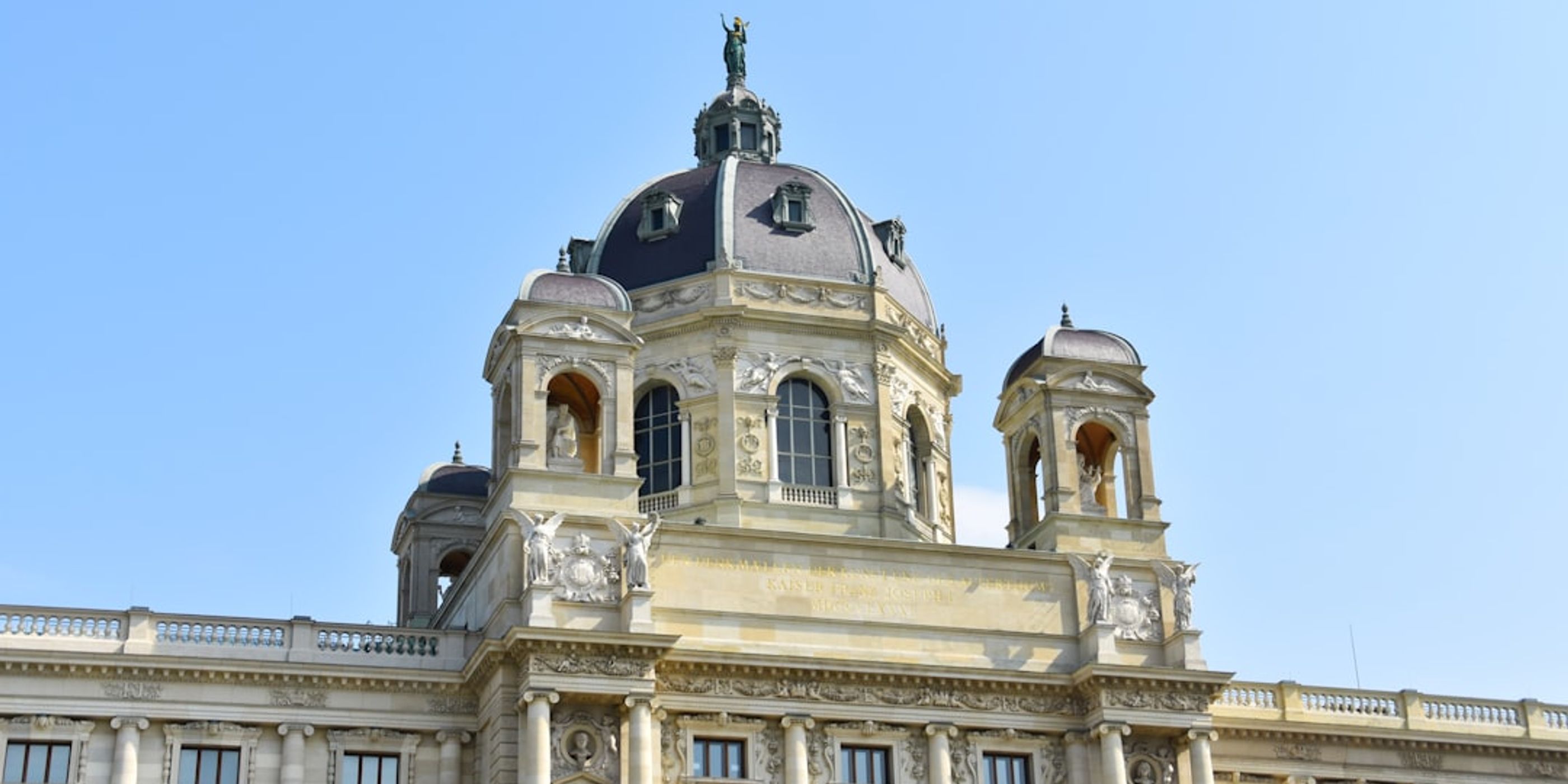 Hotels near Natural History Museum Vienna