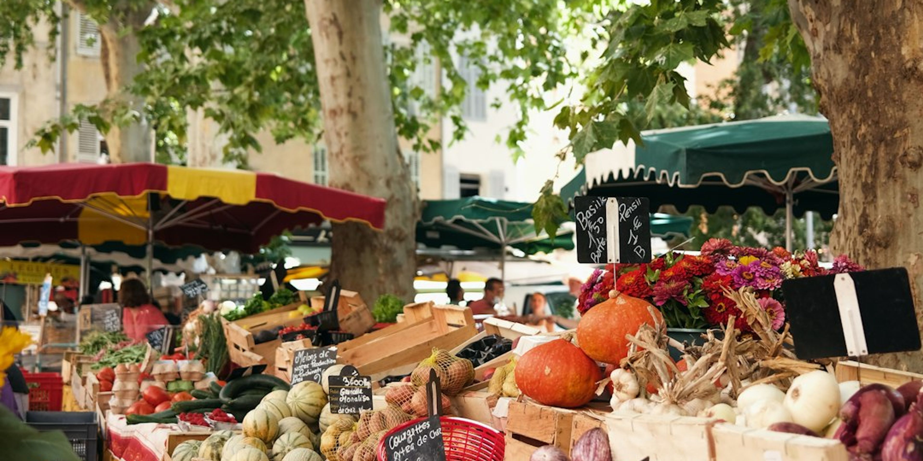 Hotels near Marché Forville