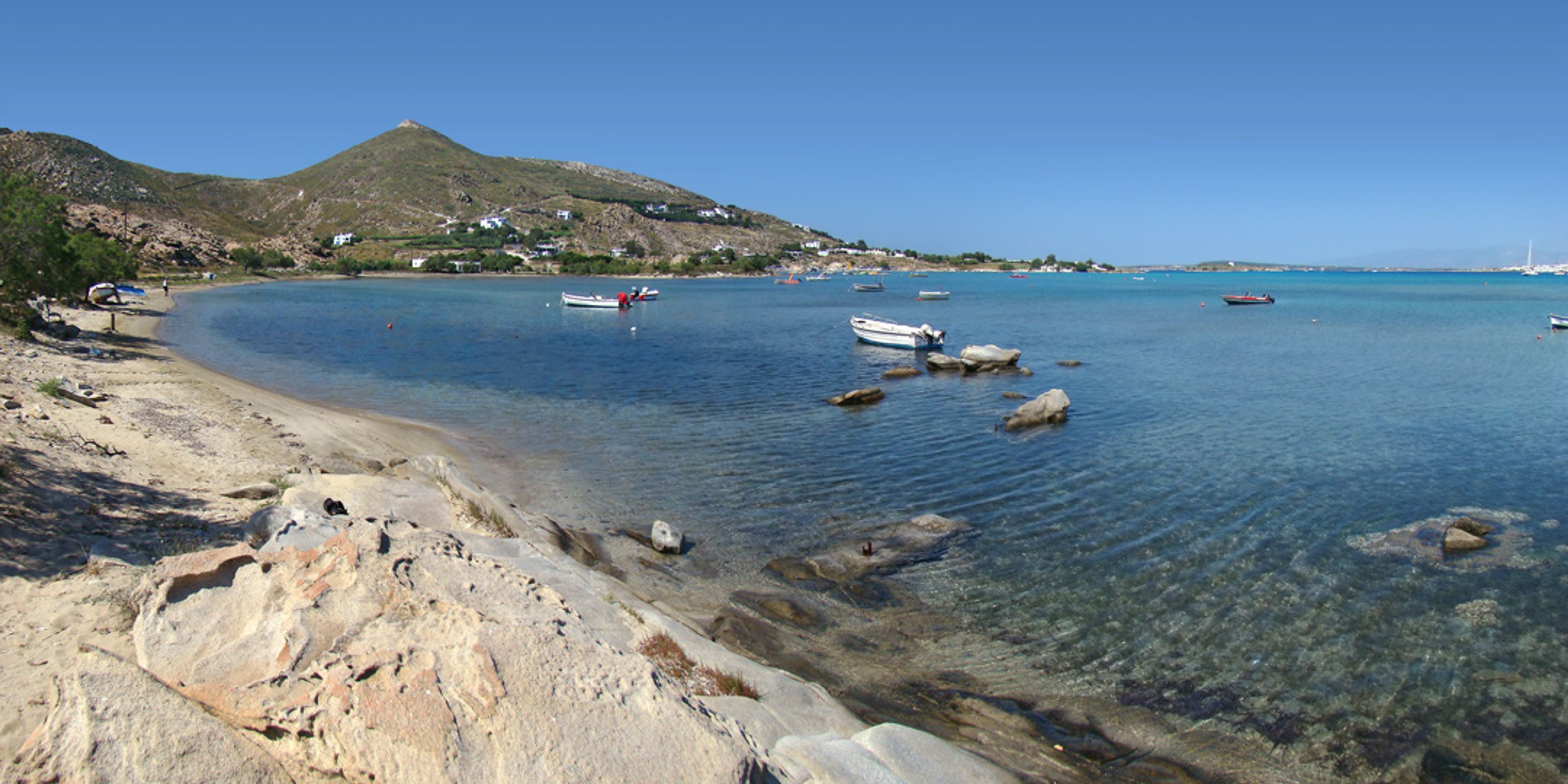 Hotels near Kolymbithres Beach