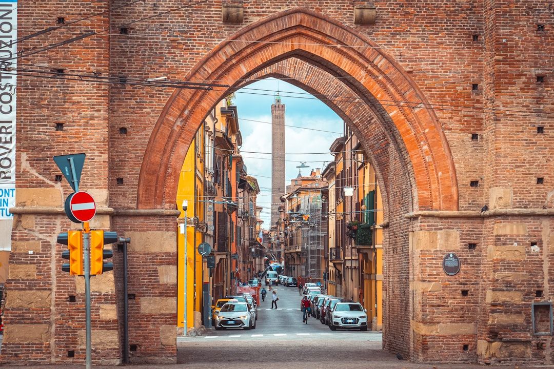 Torre degli Asinelli - The Iconic Leaning Tower of Bologna