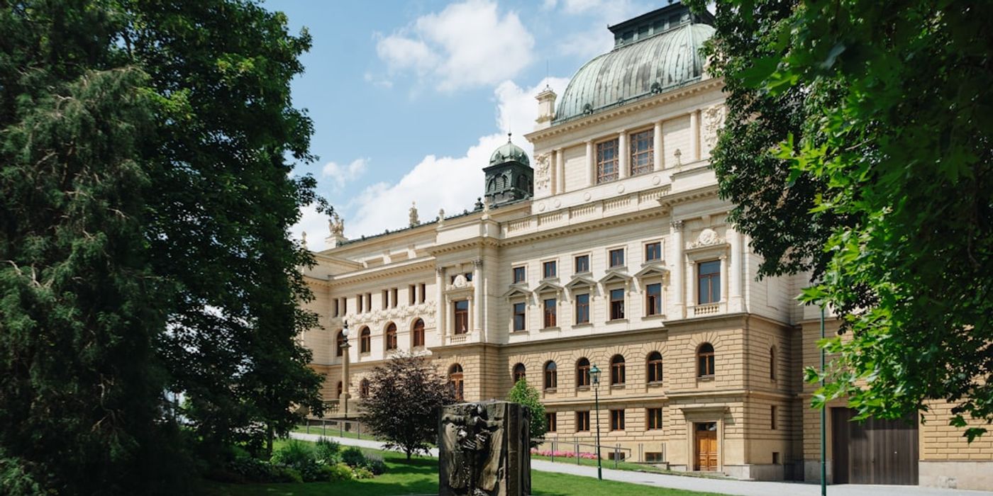 Hotels near National Museum