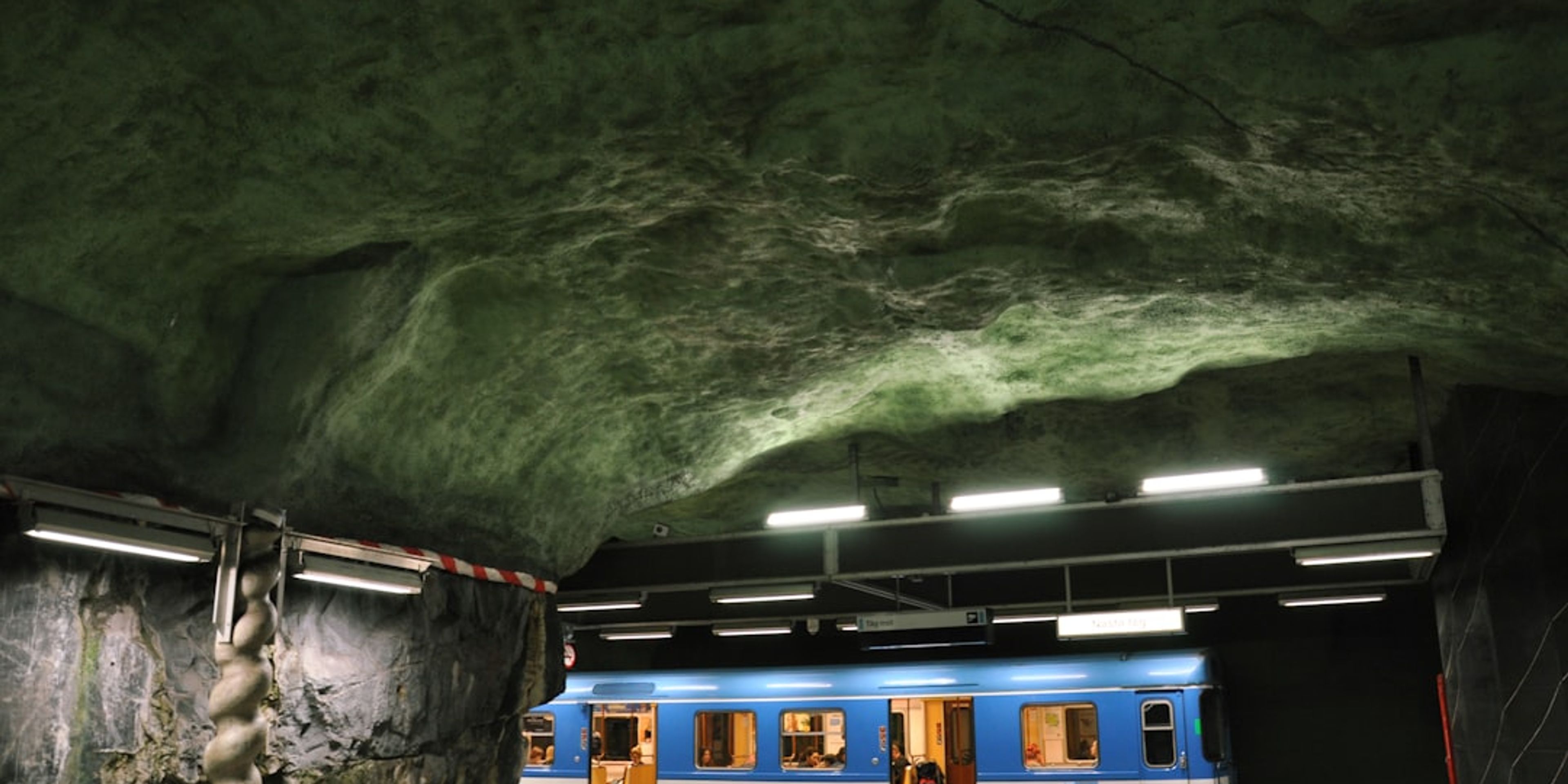 Hotels near Underground City (RESO)