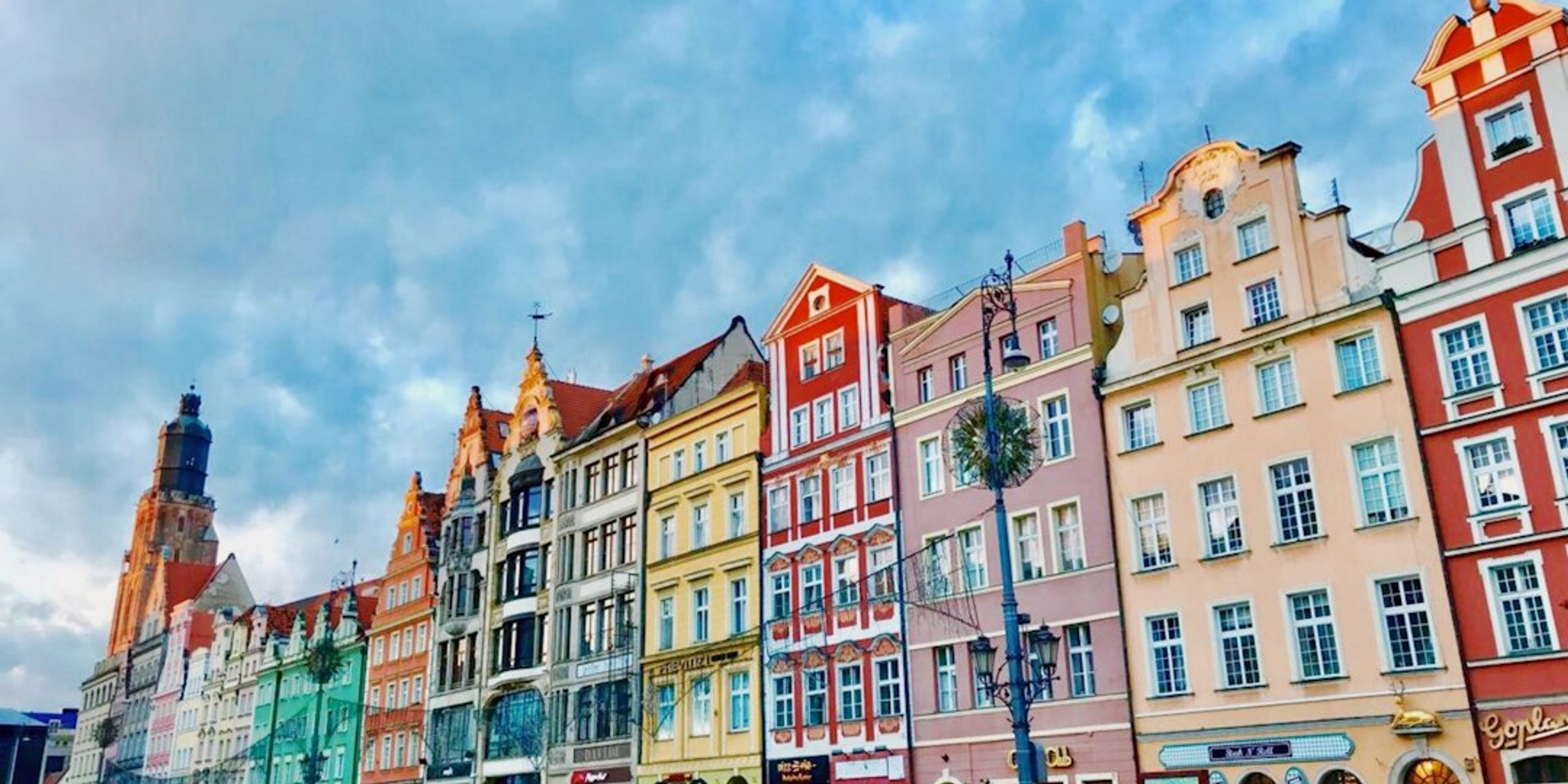 Wrocław travel guides