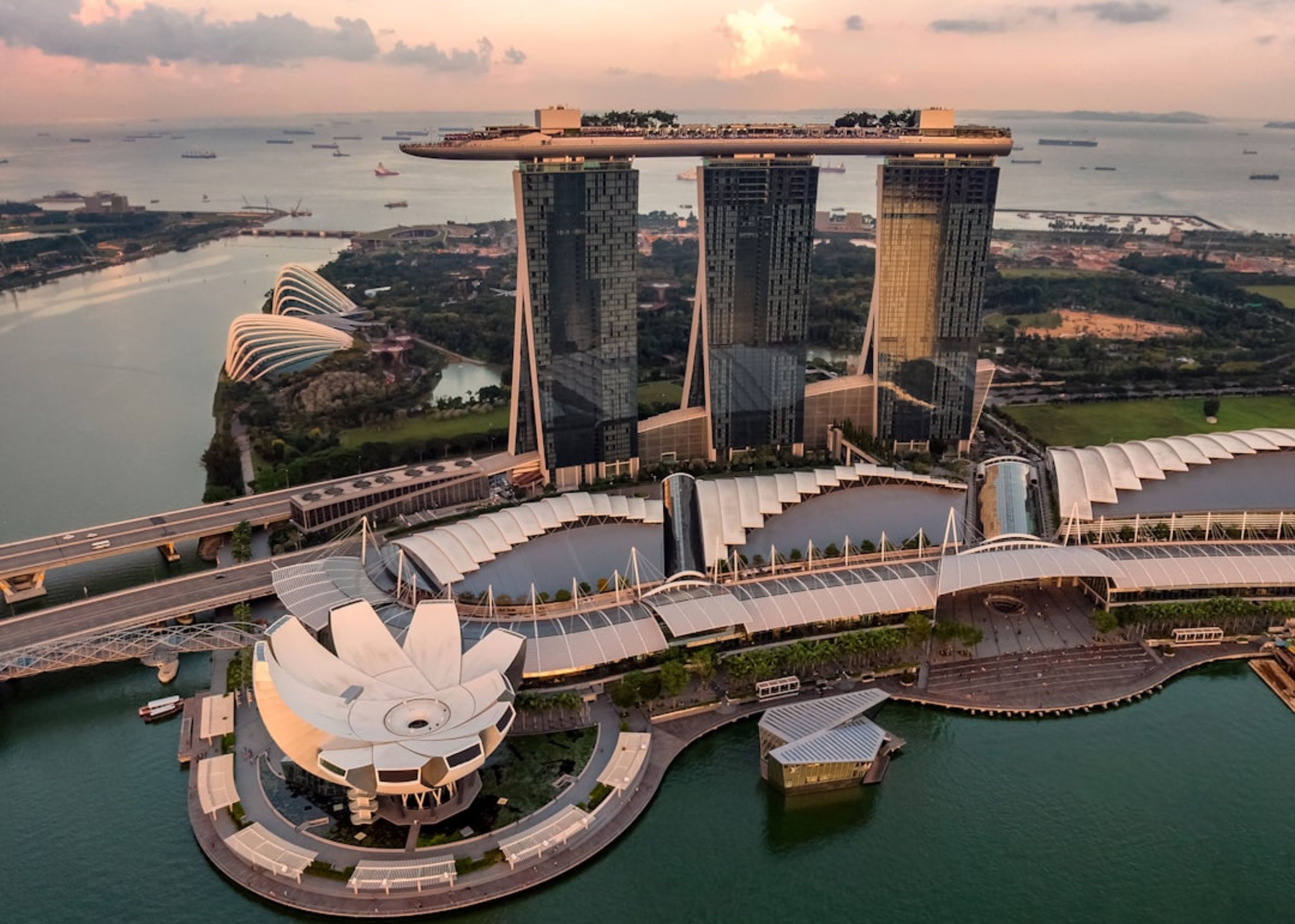 10 Top Places to Visit in Singapore