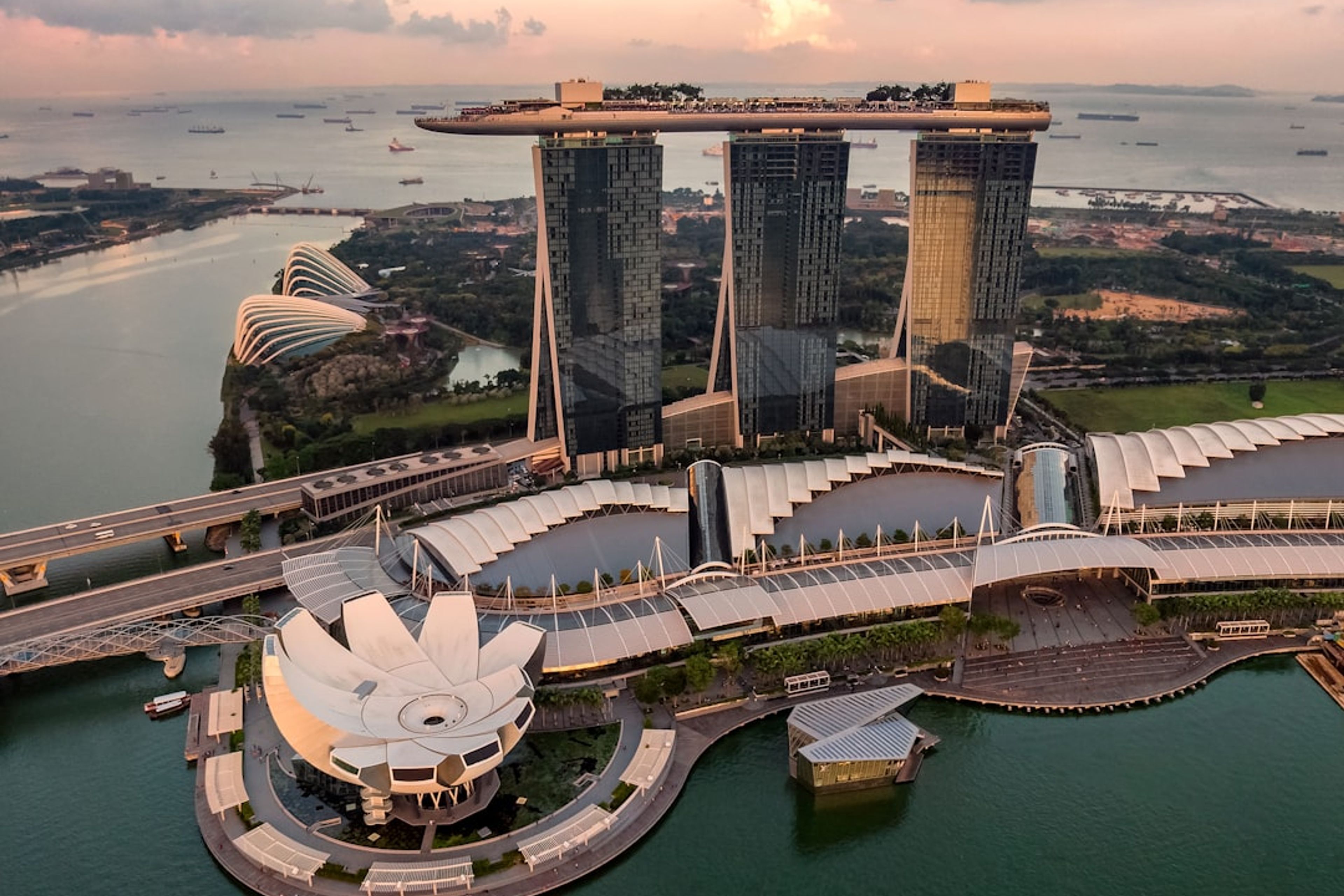 10 Top Places to Visit in Singapore