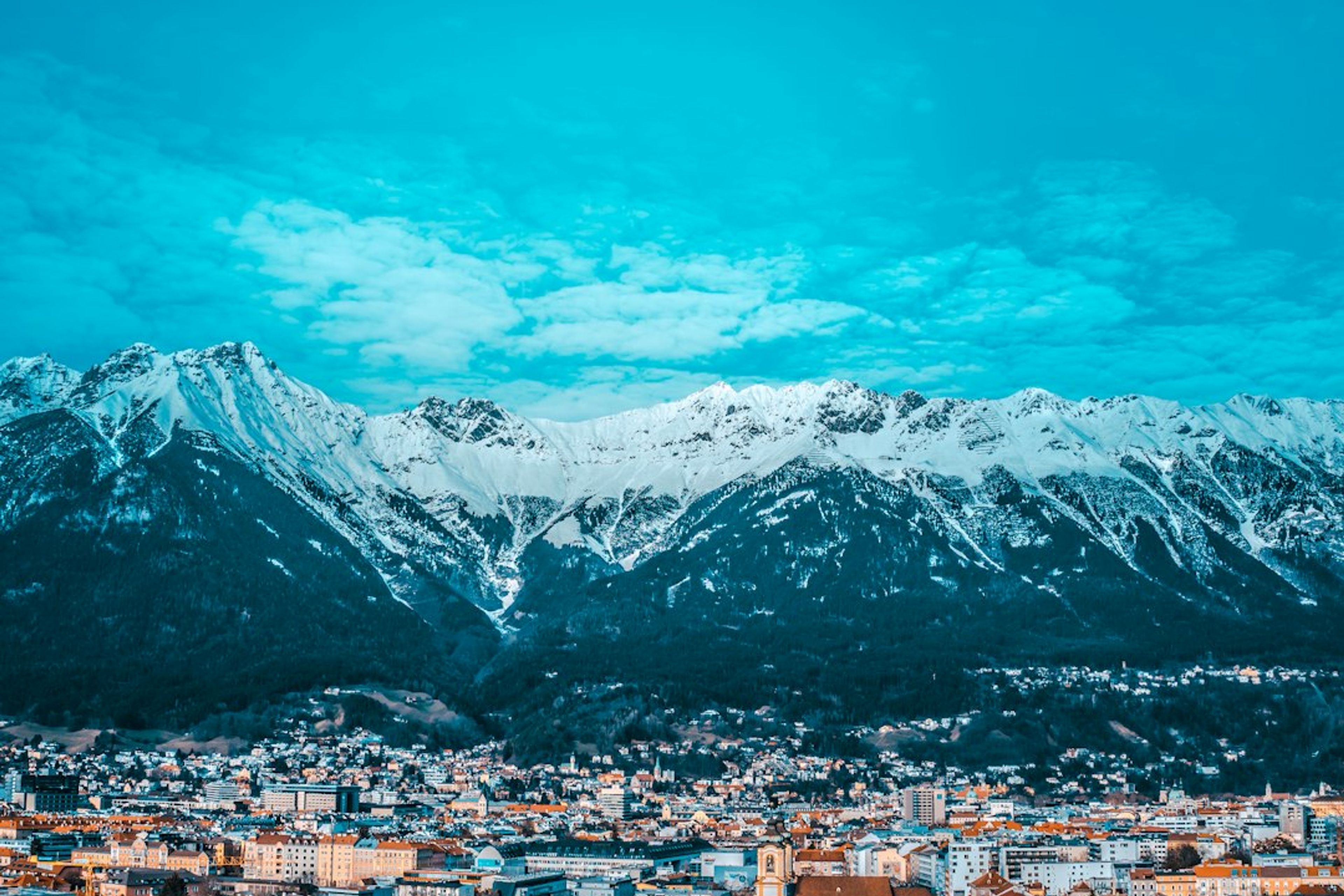 5 Best Ski Slopes Near Innsbruck
