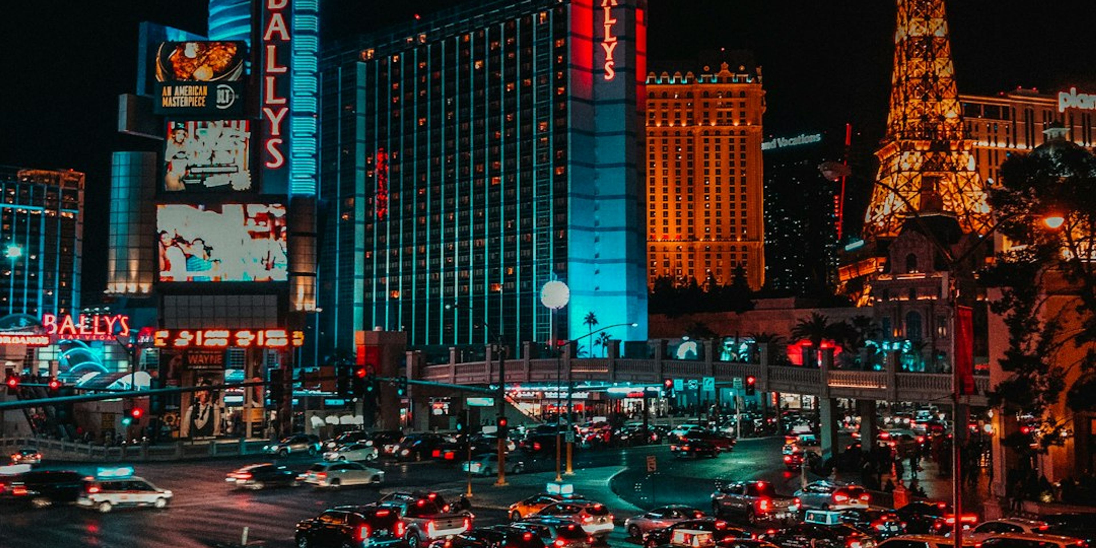 5 Best Things to Do in Las Vegas During the F1 Grand Prix