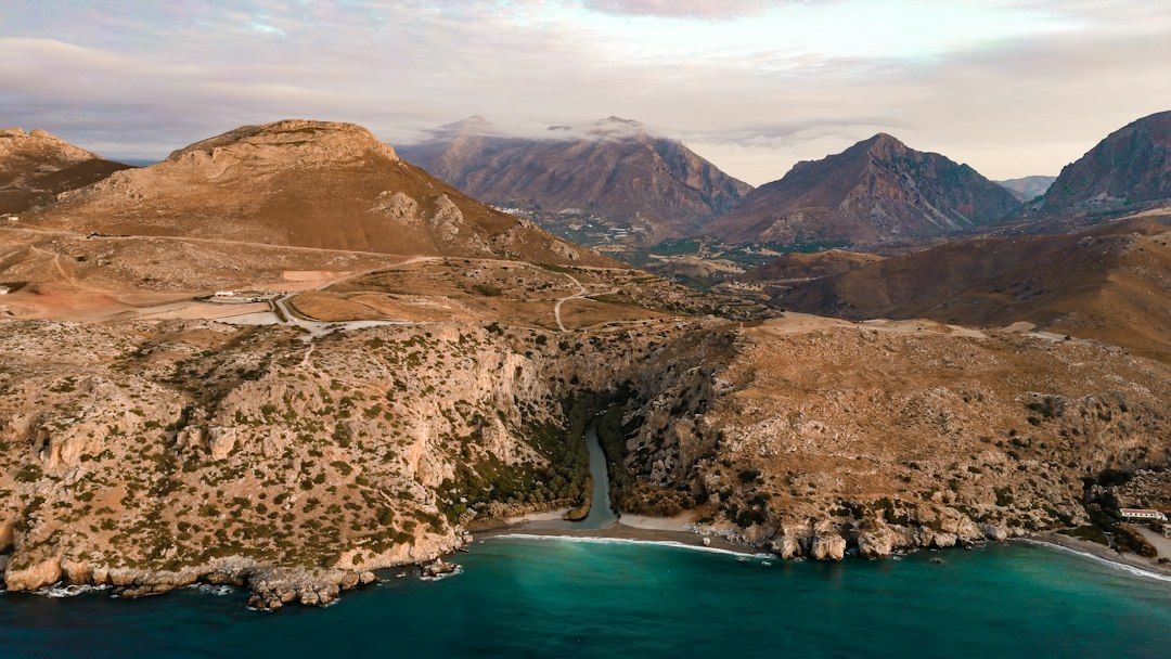 5 Best Autumn Hikes in Crete