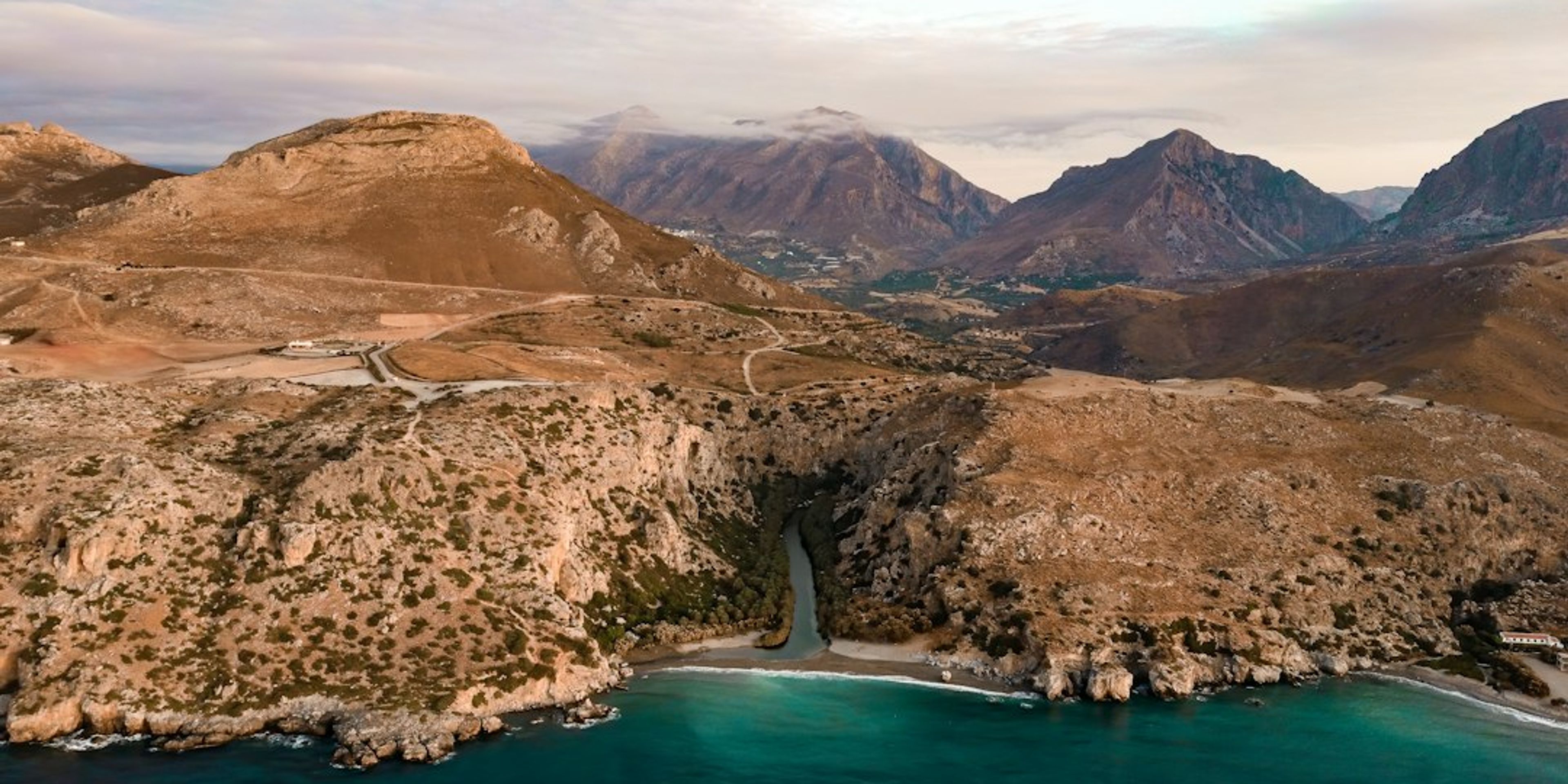 5 Best Autumn Hikes in Crete