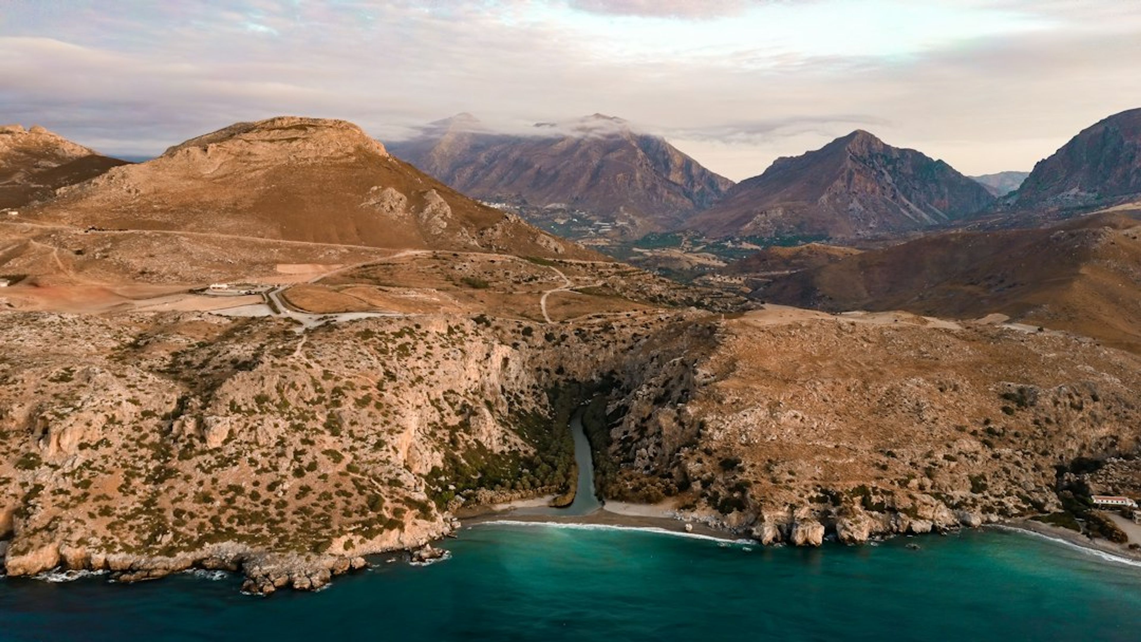5 Best Autumn Hikes in Crete