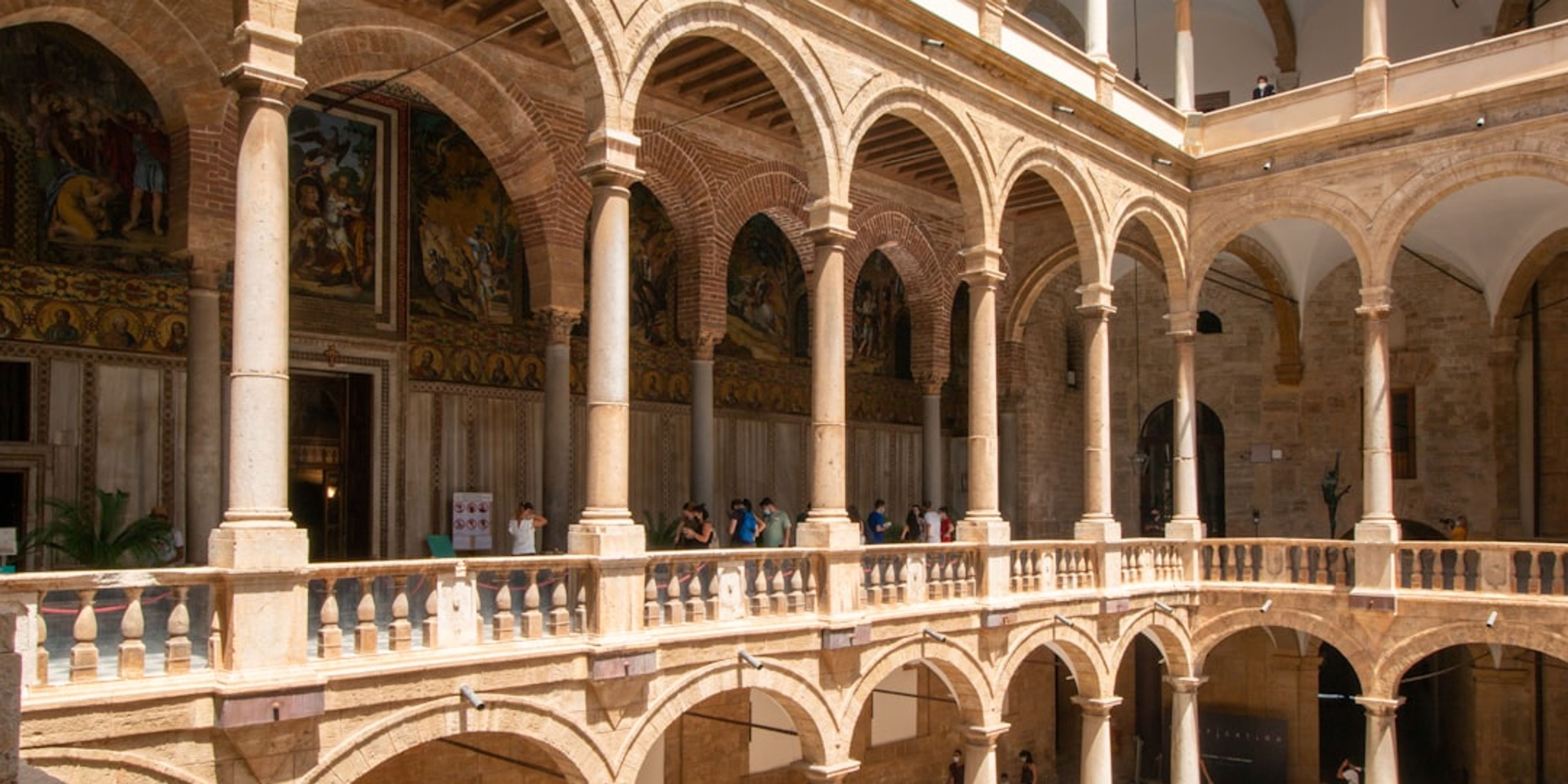 Hotels near Norman Palace & Palatine Chapel
