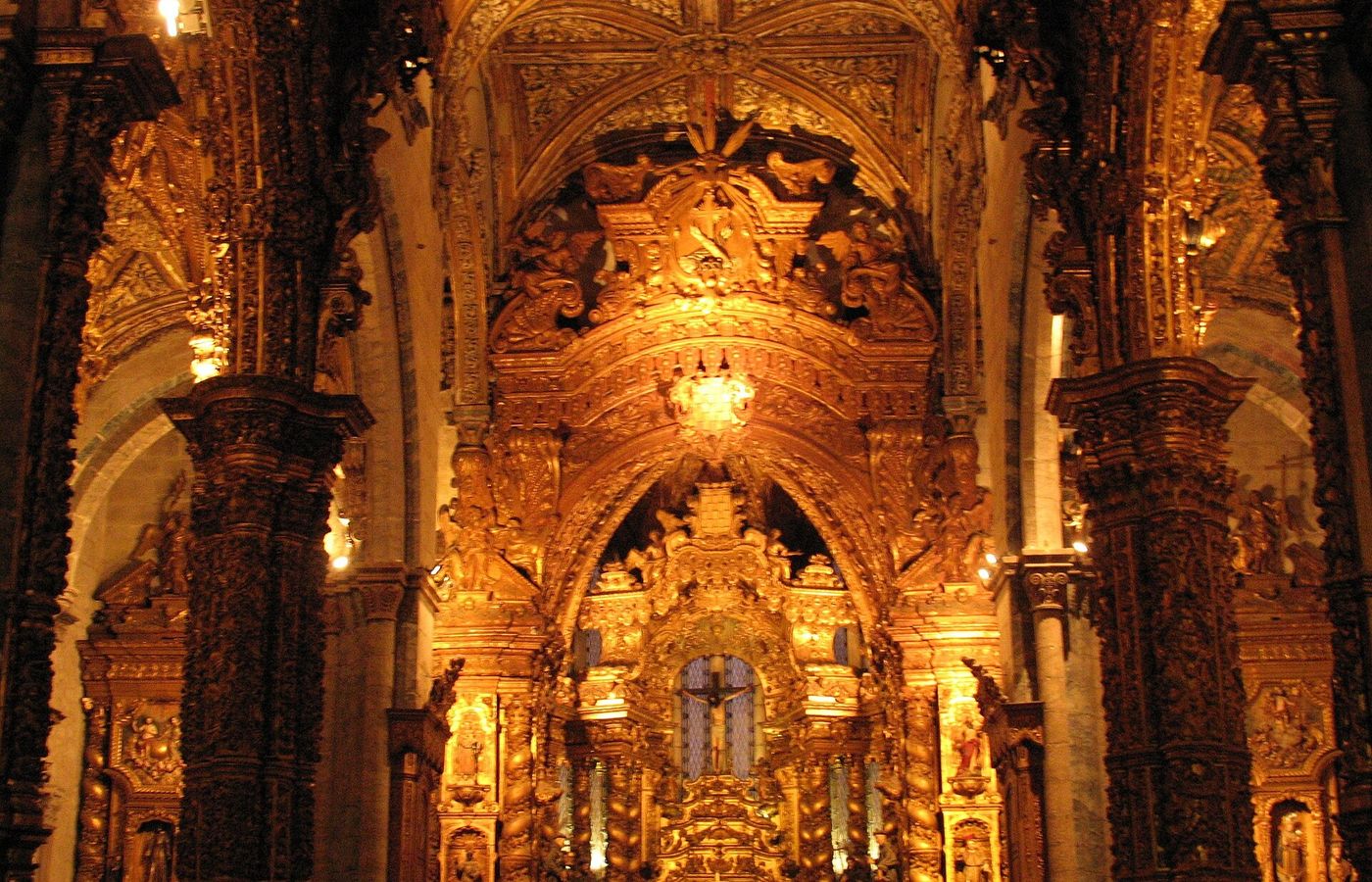 Church of São Francisco - The Gothic Shell with a Golden Soul