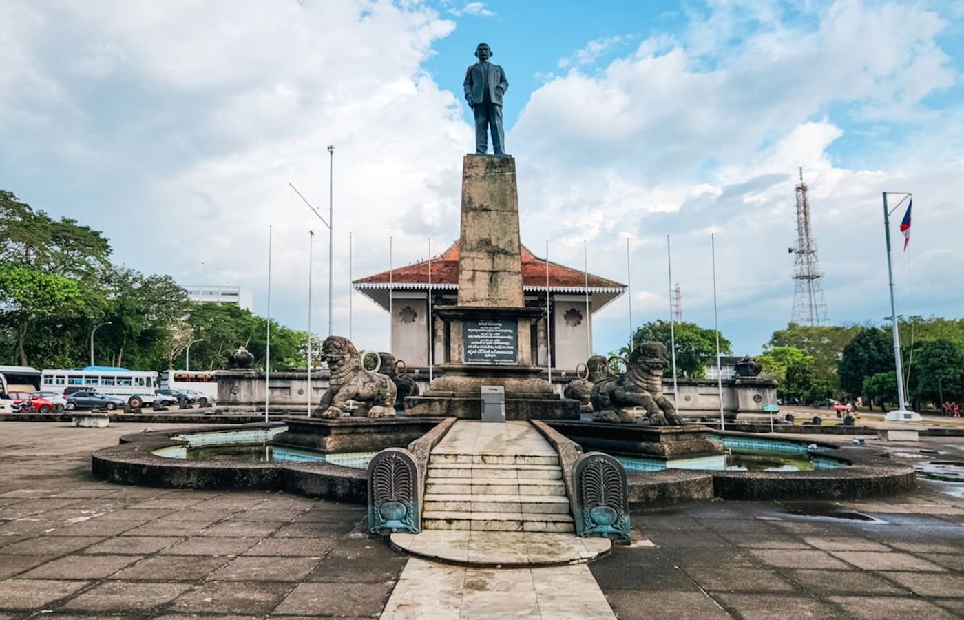 Colombo National Museum - Sri Lanka's Largest Collection of Antiquities