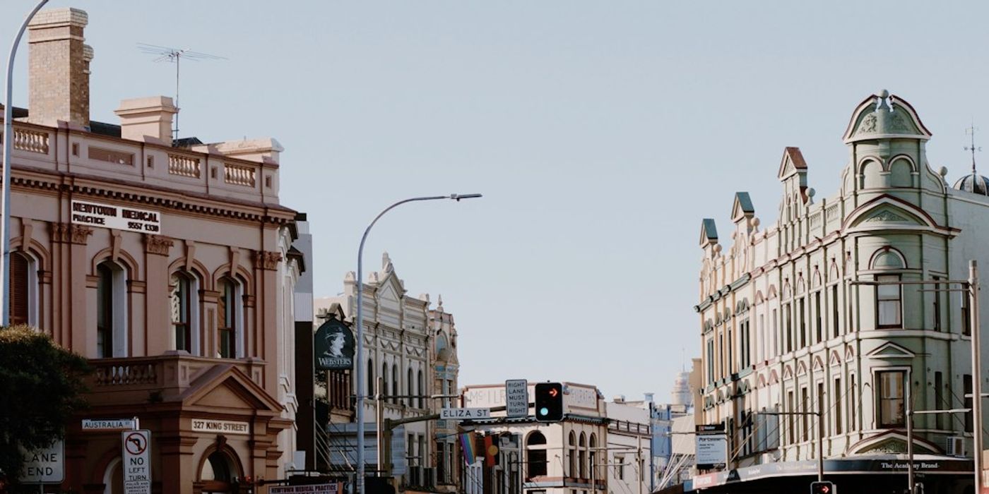 Hotels near Newtown