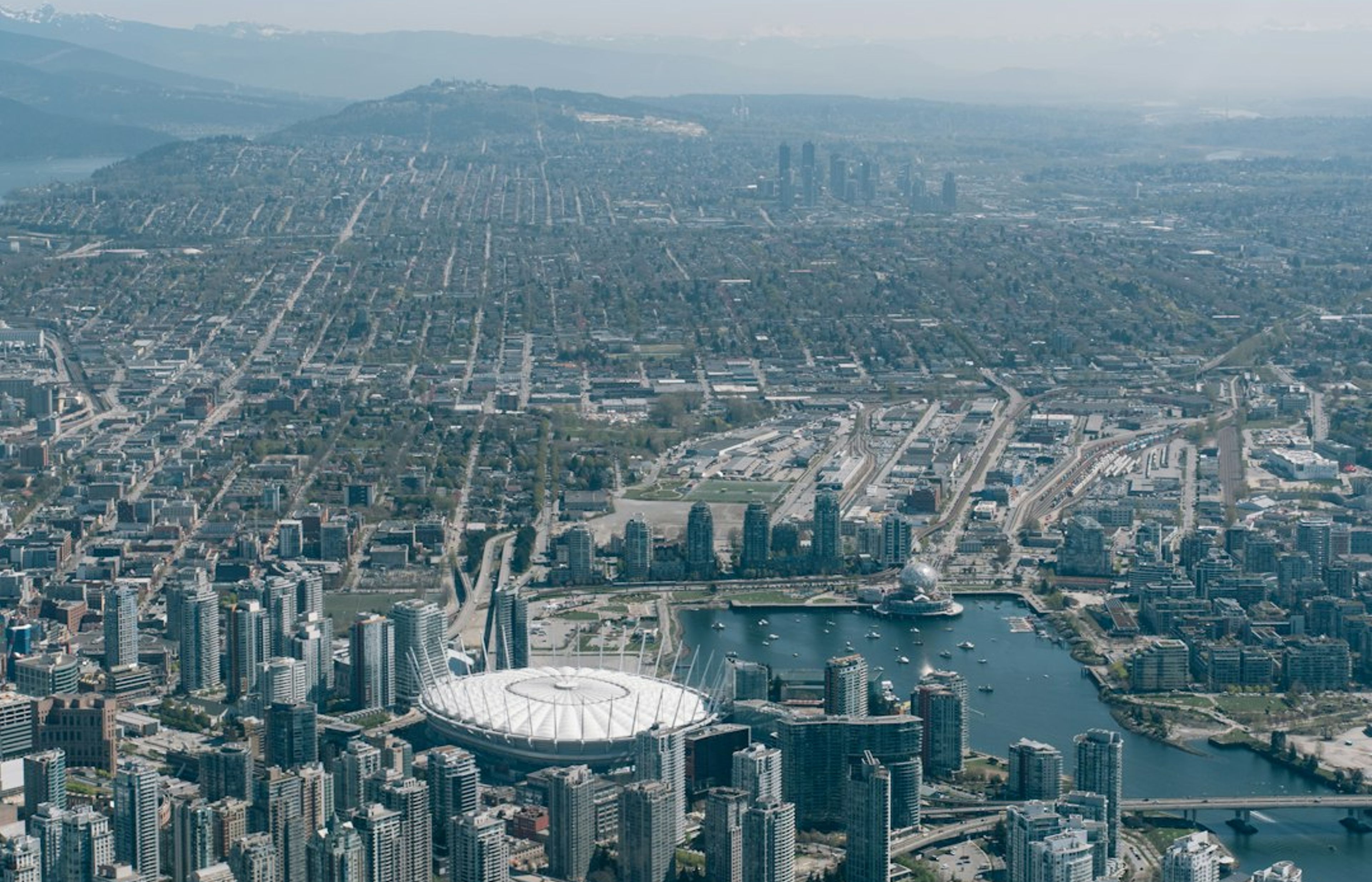 The Lookout at Vancouver Harbour Centre - 360-Degree City Views