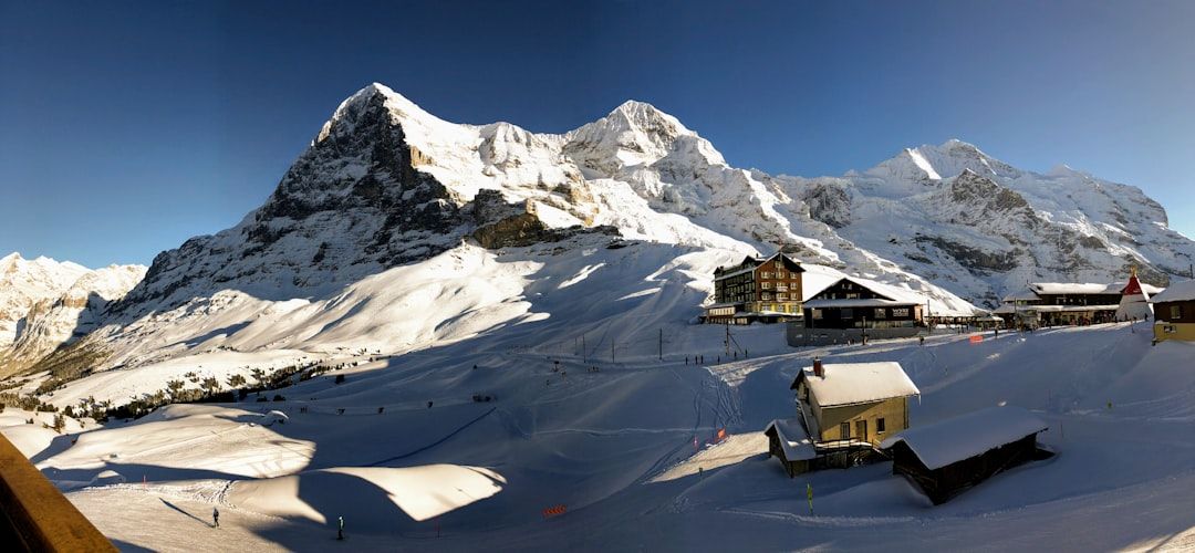 Wengen and Kleine Scheidegg - The Lauberhorn Half of Grindelwald-Wengen