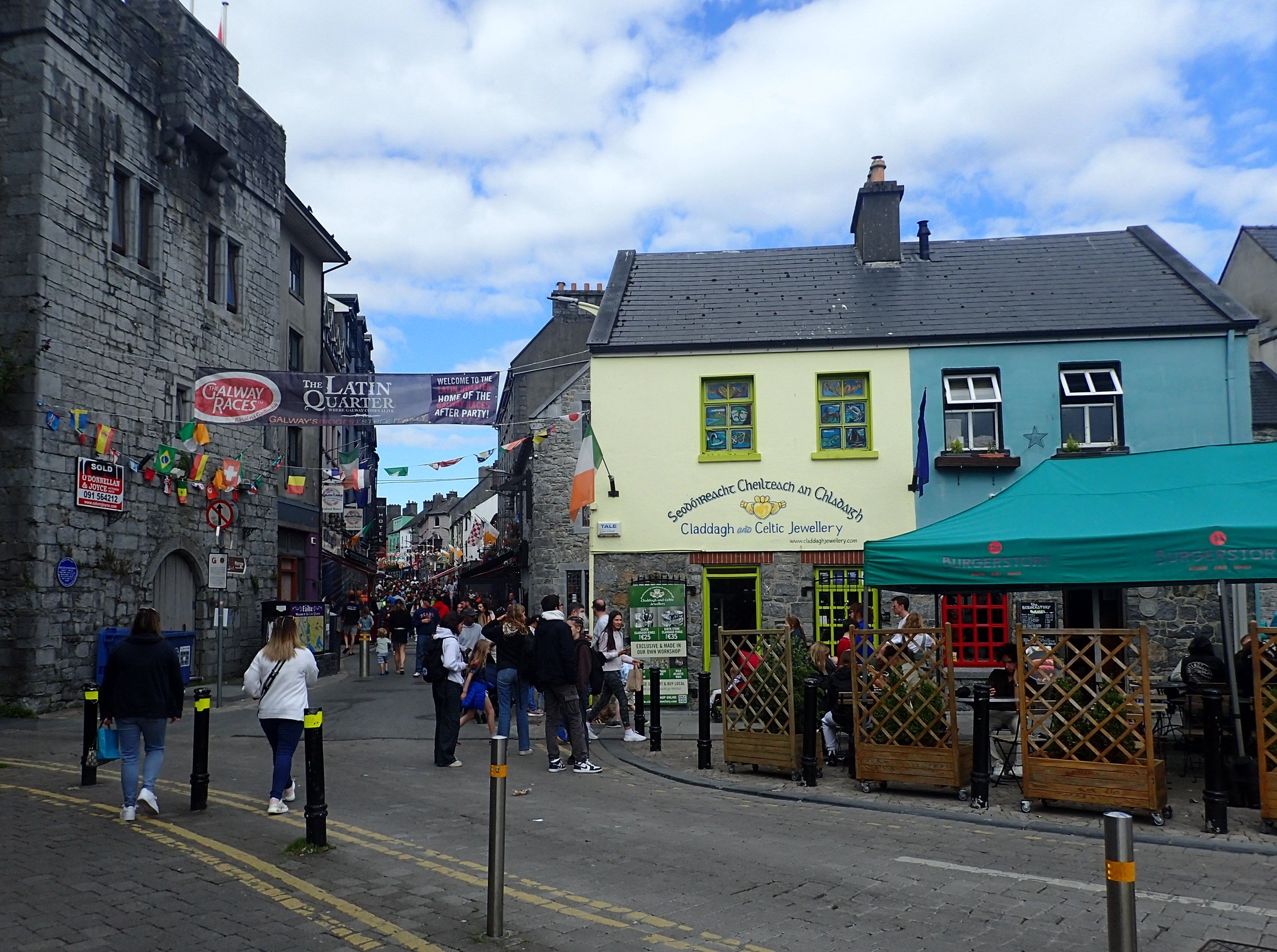 The Latin Quarter and Shop Street - Galway's Medieval Core on Foot
