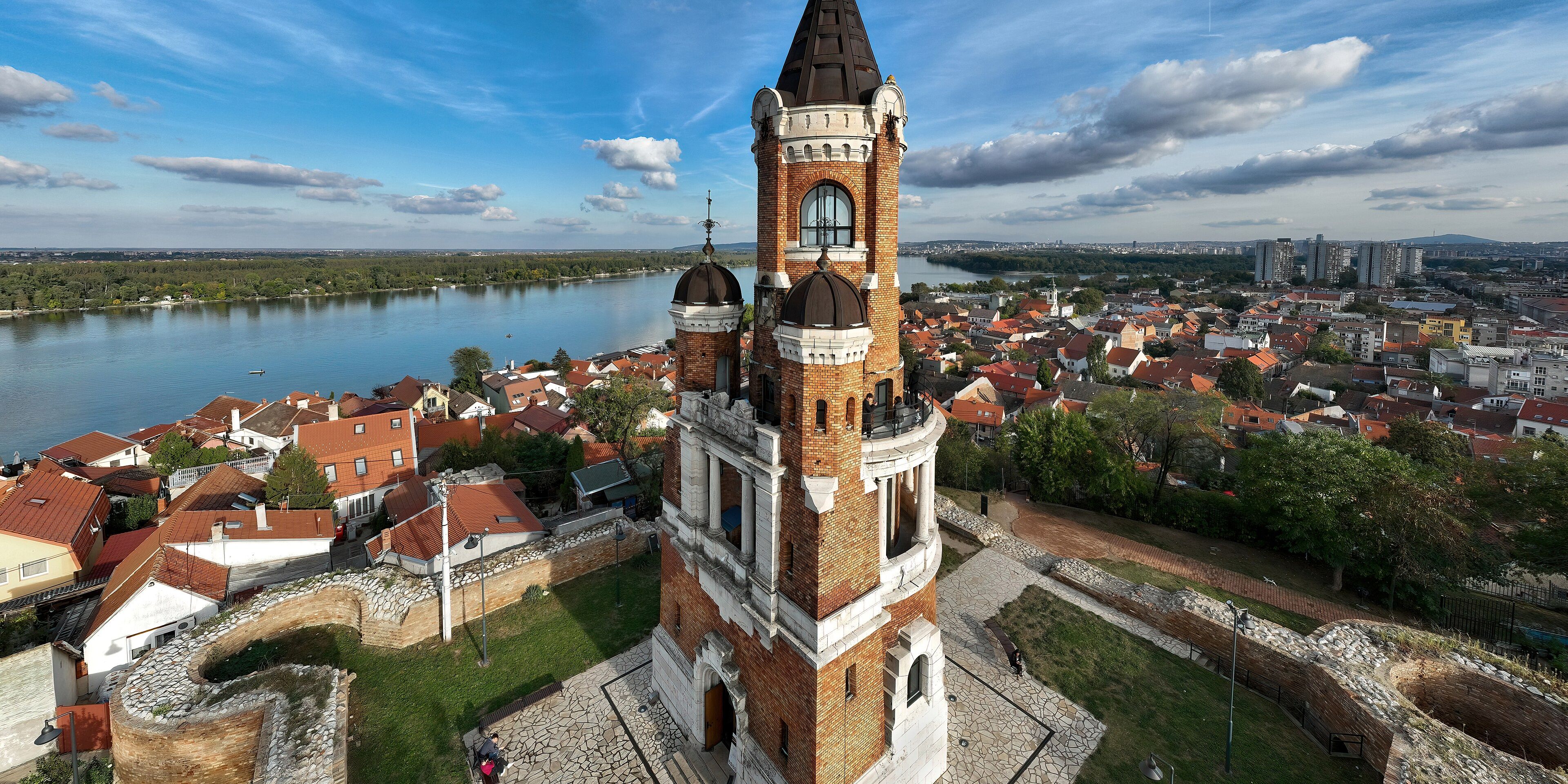 Hotels near Zemun Old Town and Gardos Tower