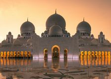 10 Top Places to Visit in Abu Dhabi