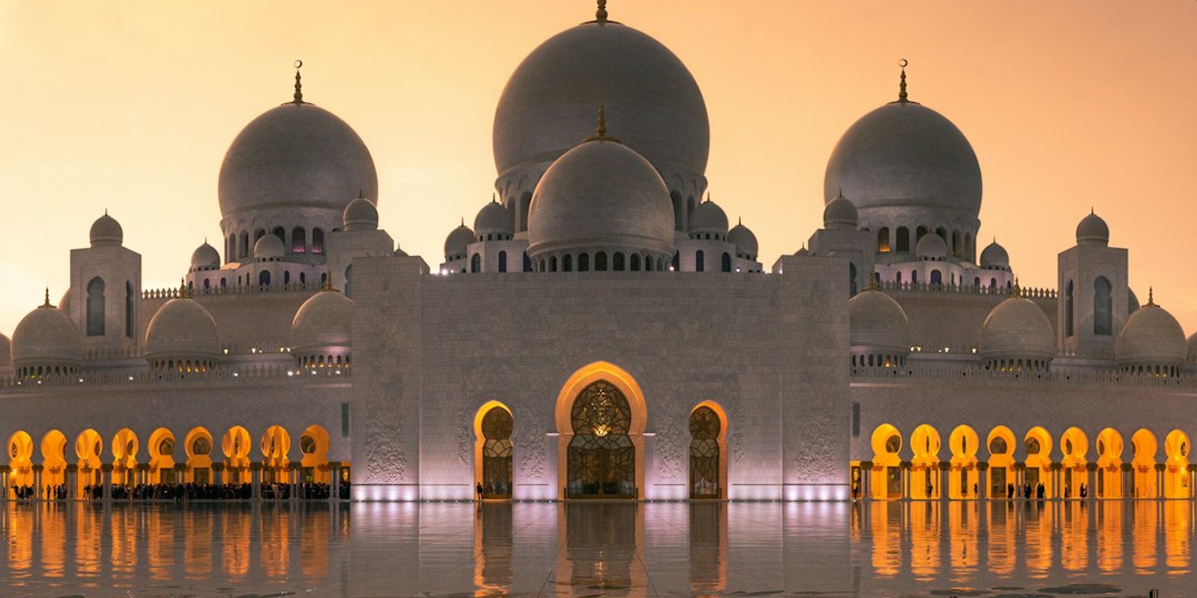 10 Top Places to Visit in Abu Dhabi